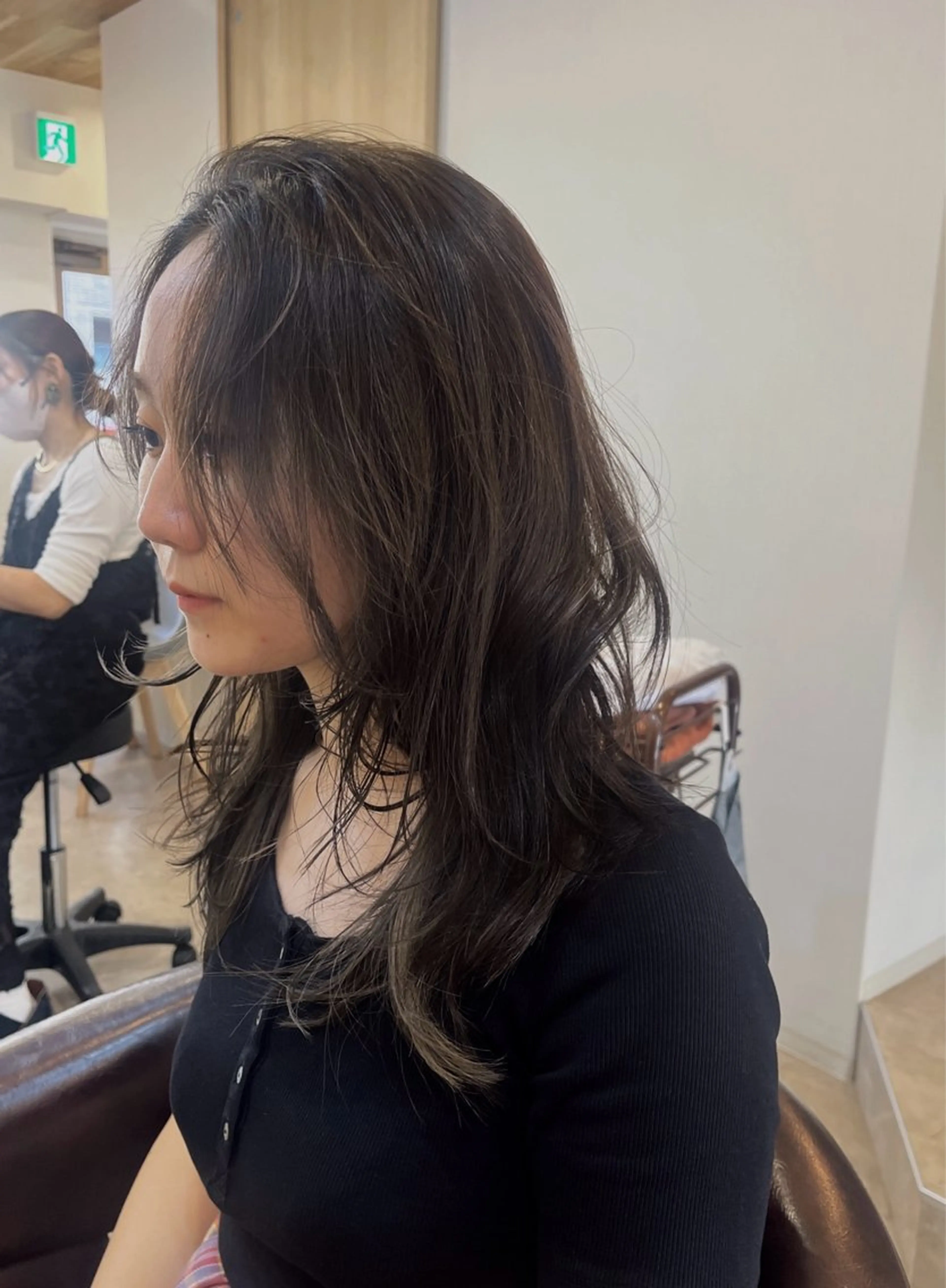 ロング カラー グレージュ レイヤーカット 下石怜子/レイヤー/ 透明感カラーのヘアスタイル