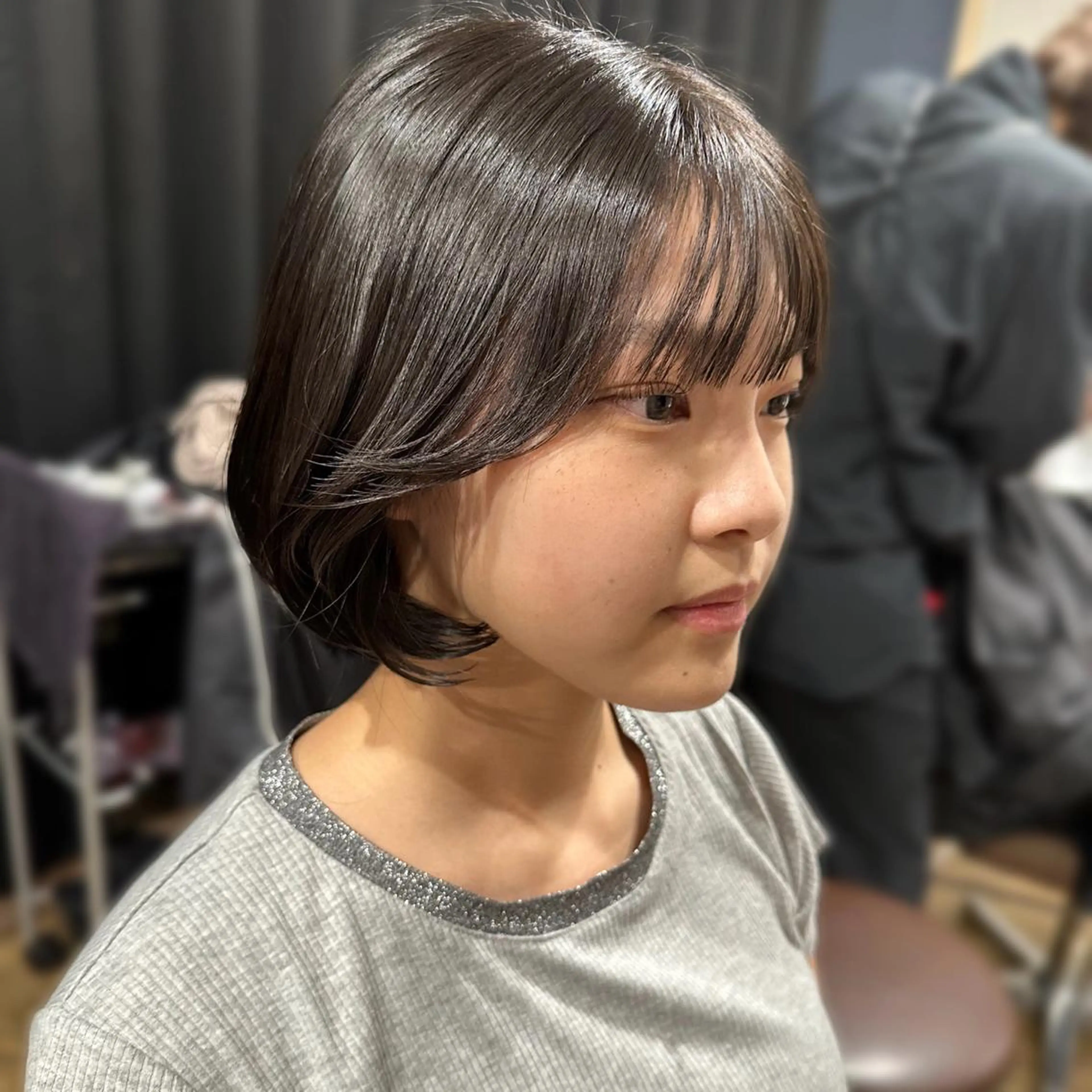 ショート ボブ 韓国風ヘア 韓国𝐻𝑎𝑖𝑟 🇰🇷🖤ハラのヘアスタイル
