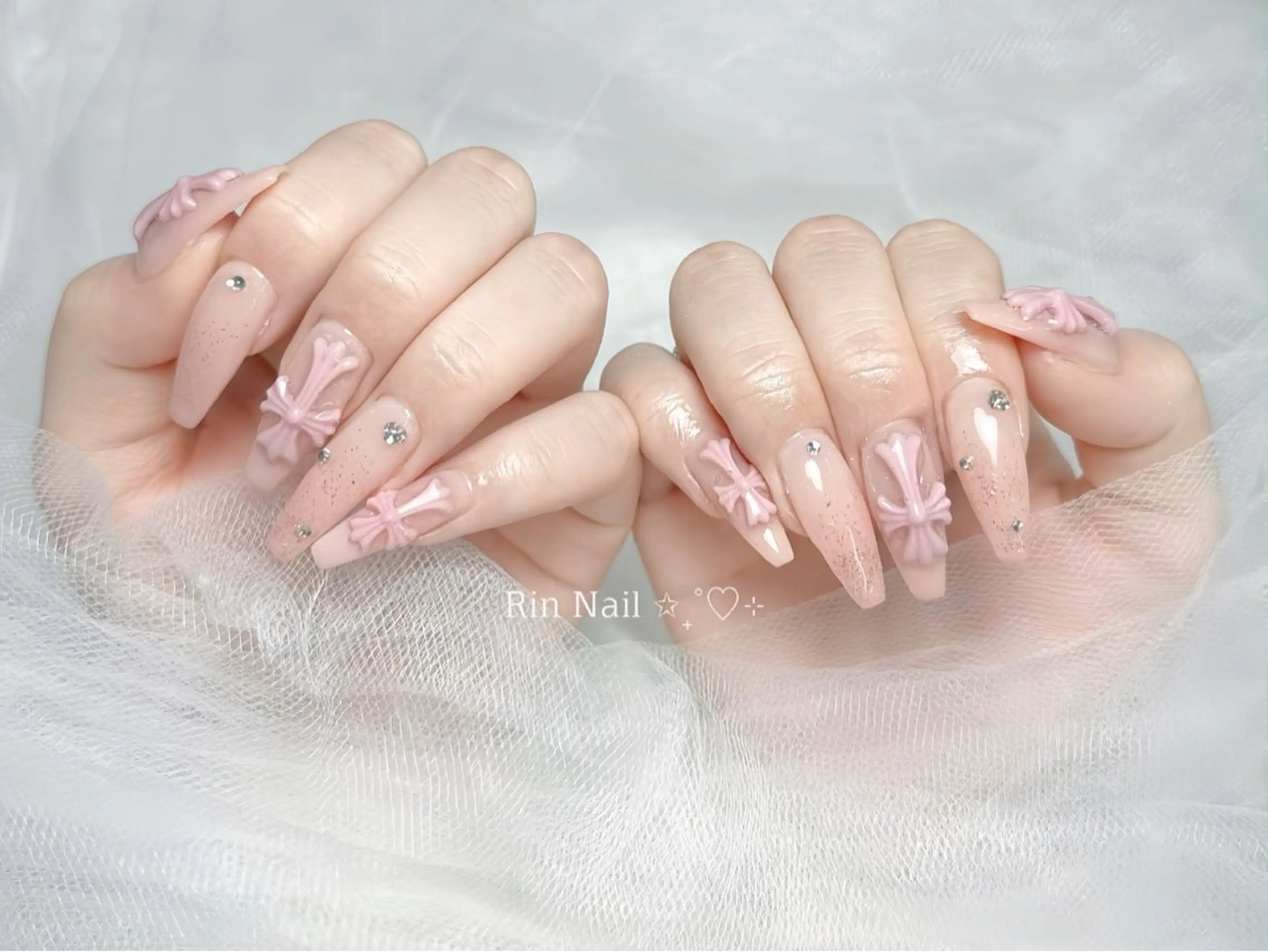 ネイル ボルドー フレンチネイル グラデーション キラキラネイル 韓国ネイル ハンドネイル Rin Nail Shinokuboのネイルデザイン