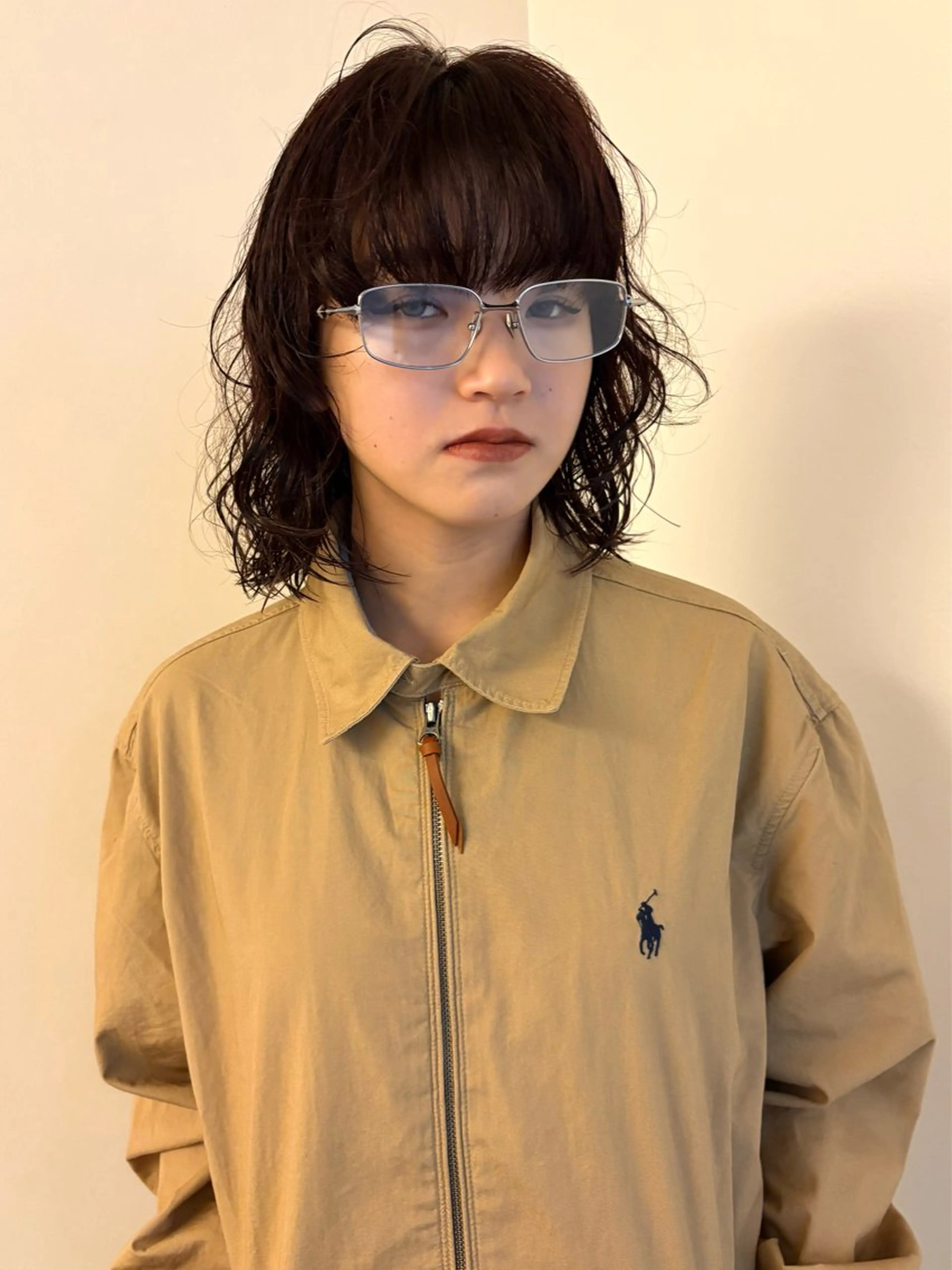 ミディアム カラー パーマ ミディアムパーマ ボルドーカラー 金井京介/レイヤー /パーマのヘアスタイル