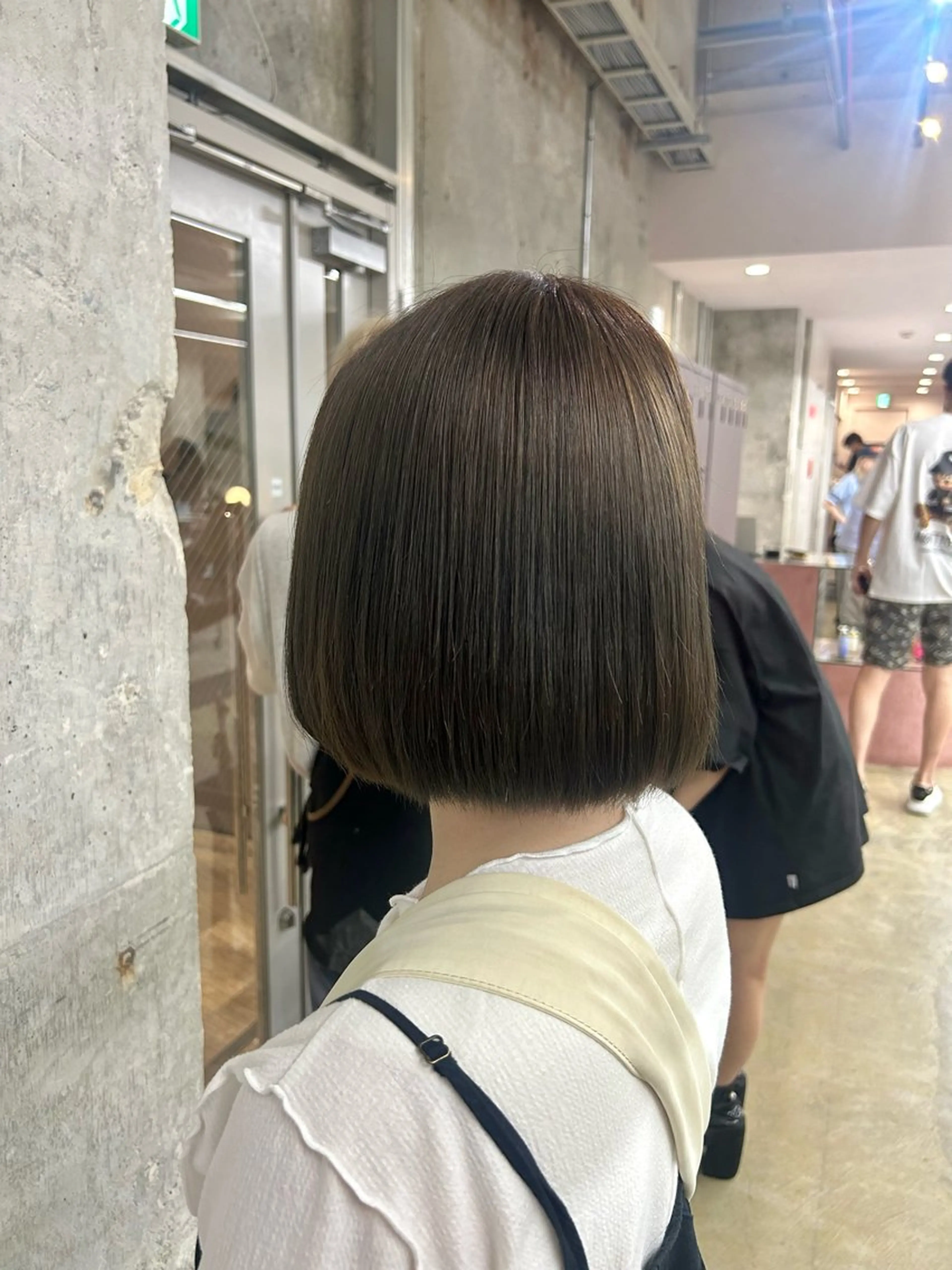 ミディアム ヘアカラー 伊藤ほのか/パーマ /酸性ストレートのヘアスタイル