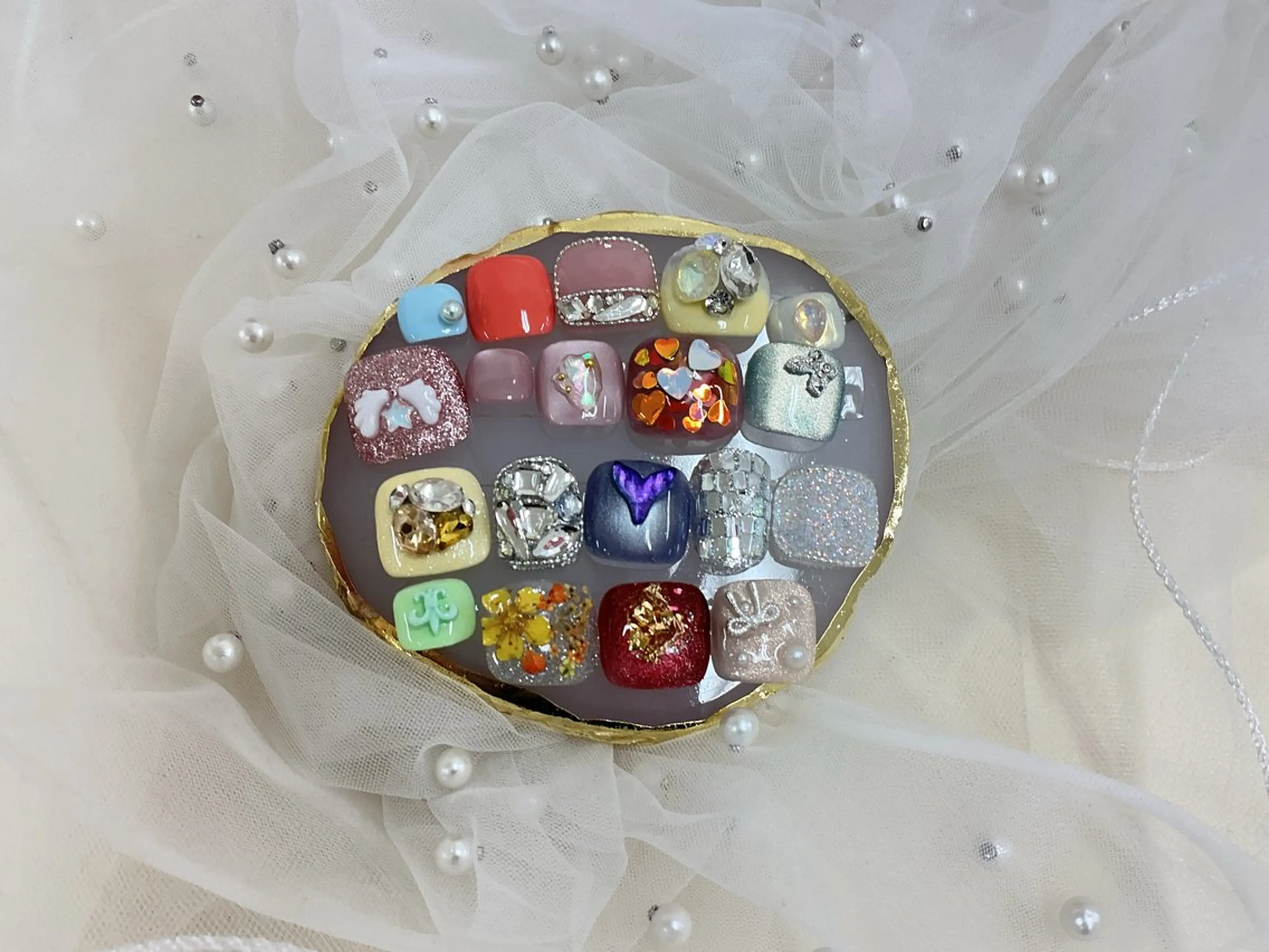 ginza_queeens_nailのインスタグラムからフォローと口コミ投稿で1000円オフです!!フットネイルの写真