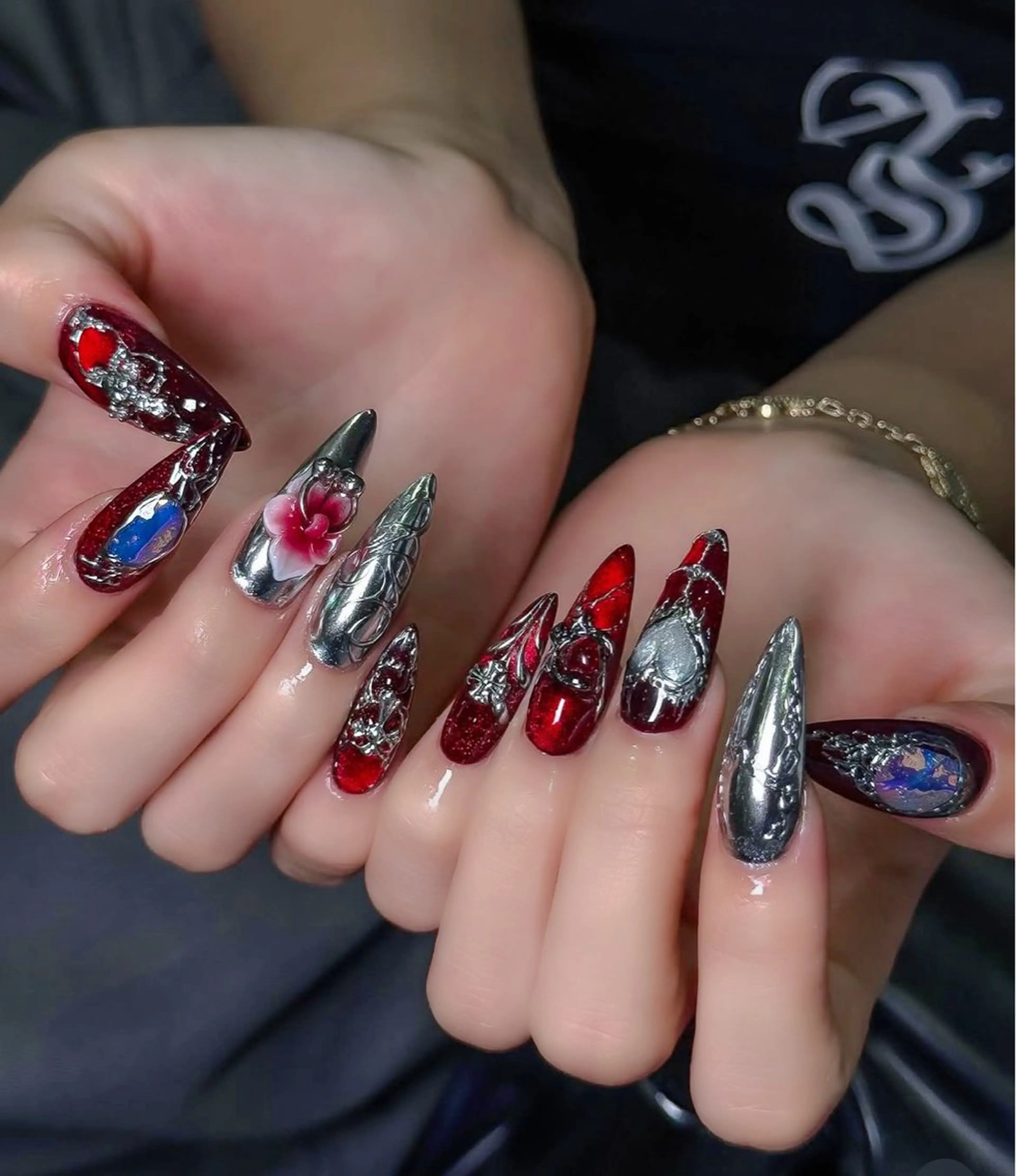 🉐3D花系デザイン、💅10本長さだし🉐やり 放題150分、手作りデザイン🌷🌸の写真