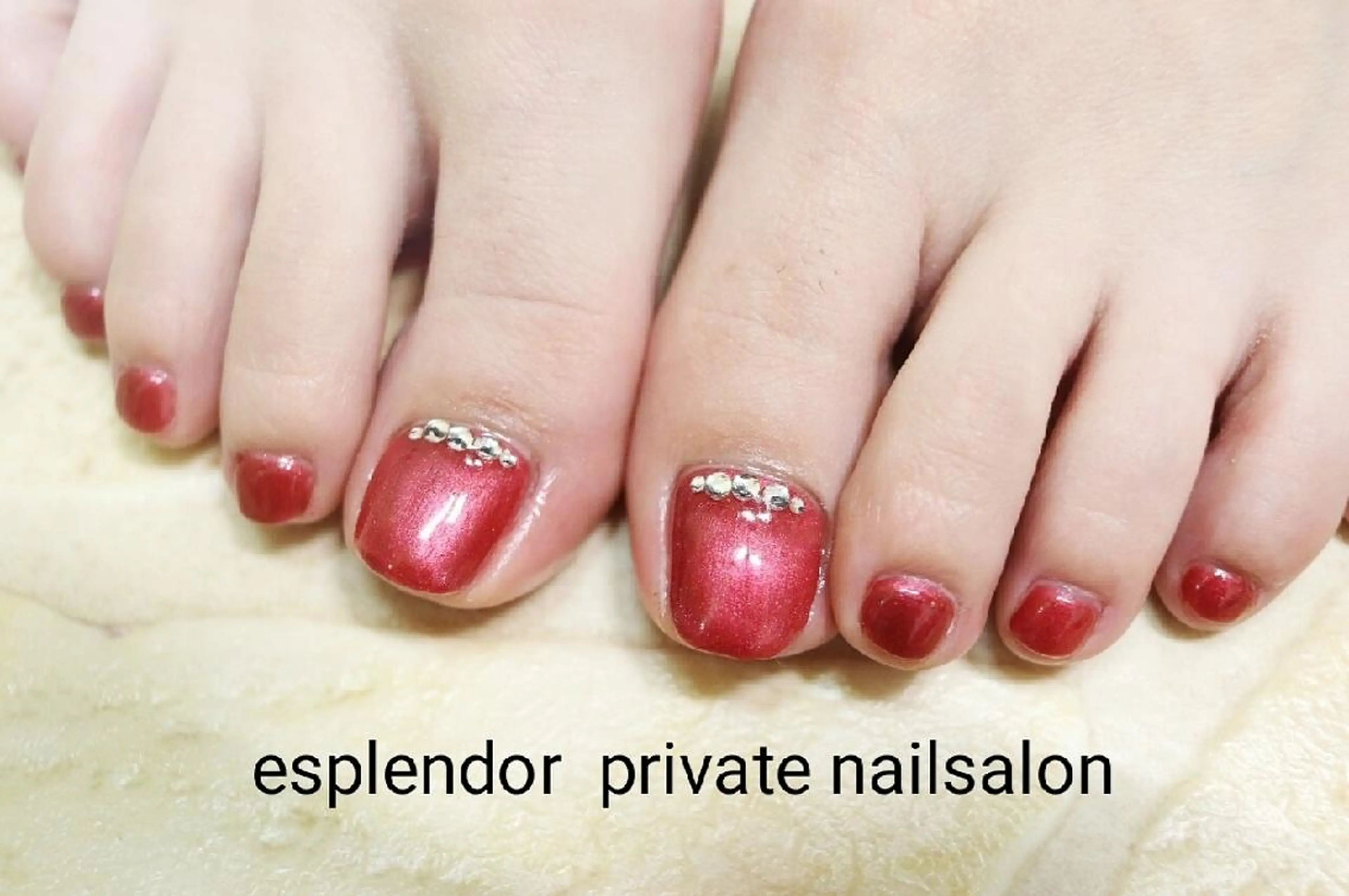 ネイル ボルドー フットネイル 赤色 esplendor  小野寺のネイルデザイン