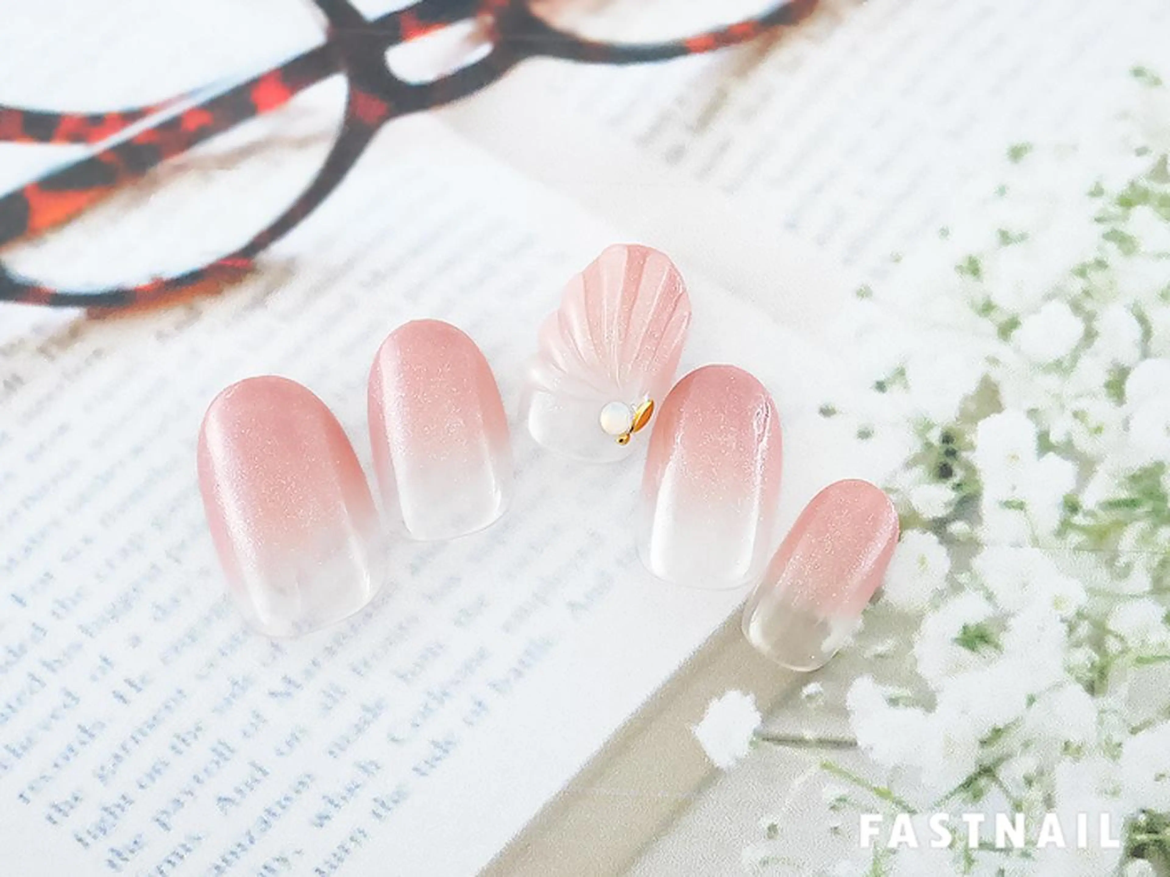 ネイル ジェルネイル オフィスネイル シンプルネイル 春ネイル 夏ネイル FASTNAIL LOCO 昭島店のネイルデザイン