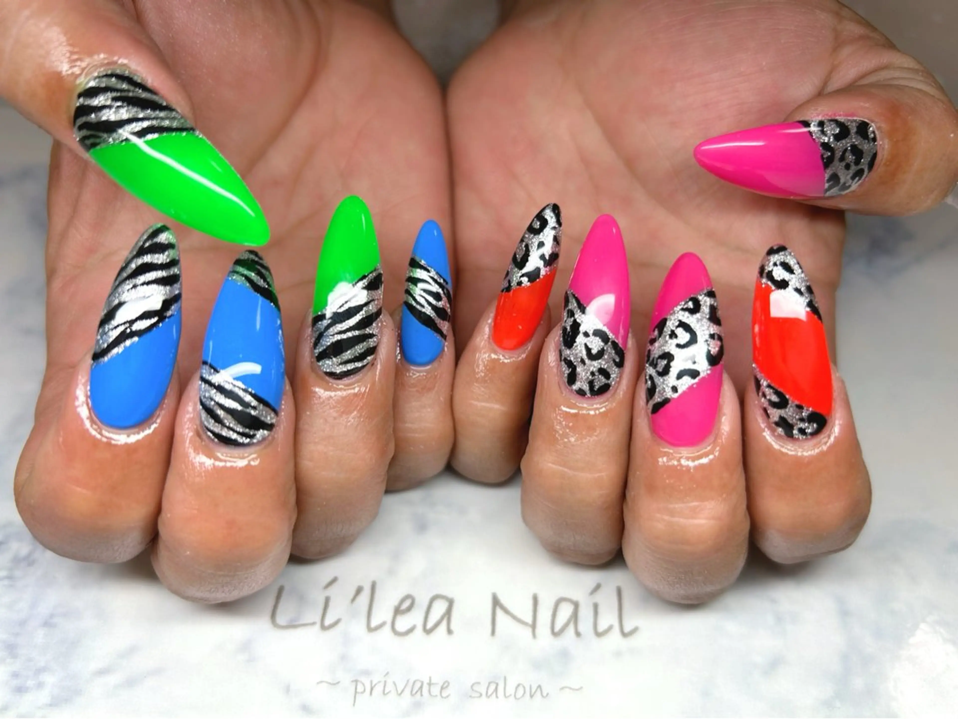 ネイル Li'leaNail AINAのネイルデザイン