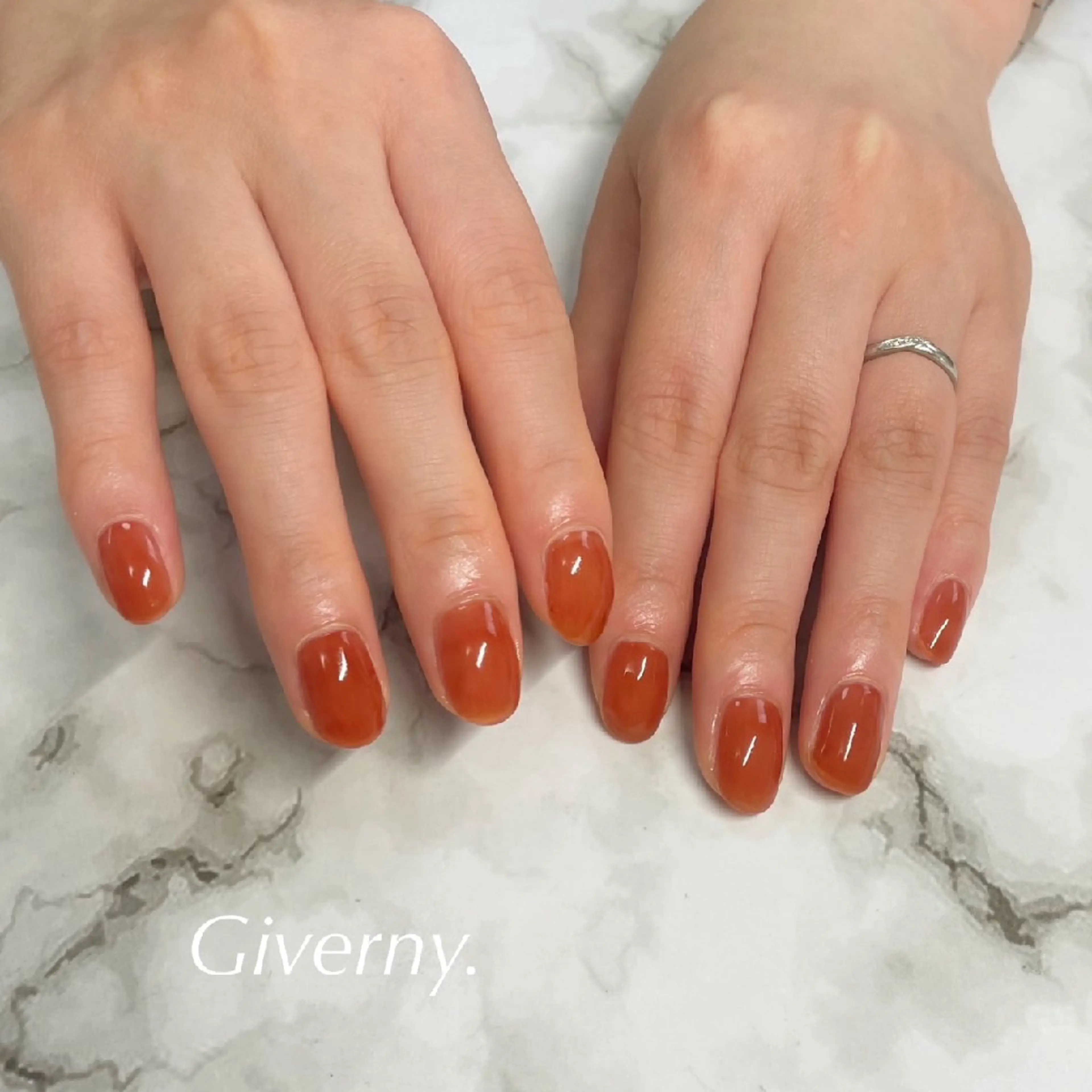 ネイル ワンカラーネイル シンプルネイル 春ネイル ハンドネイル Giverny .のネイルデザイン