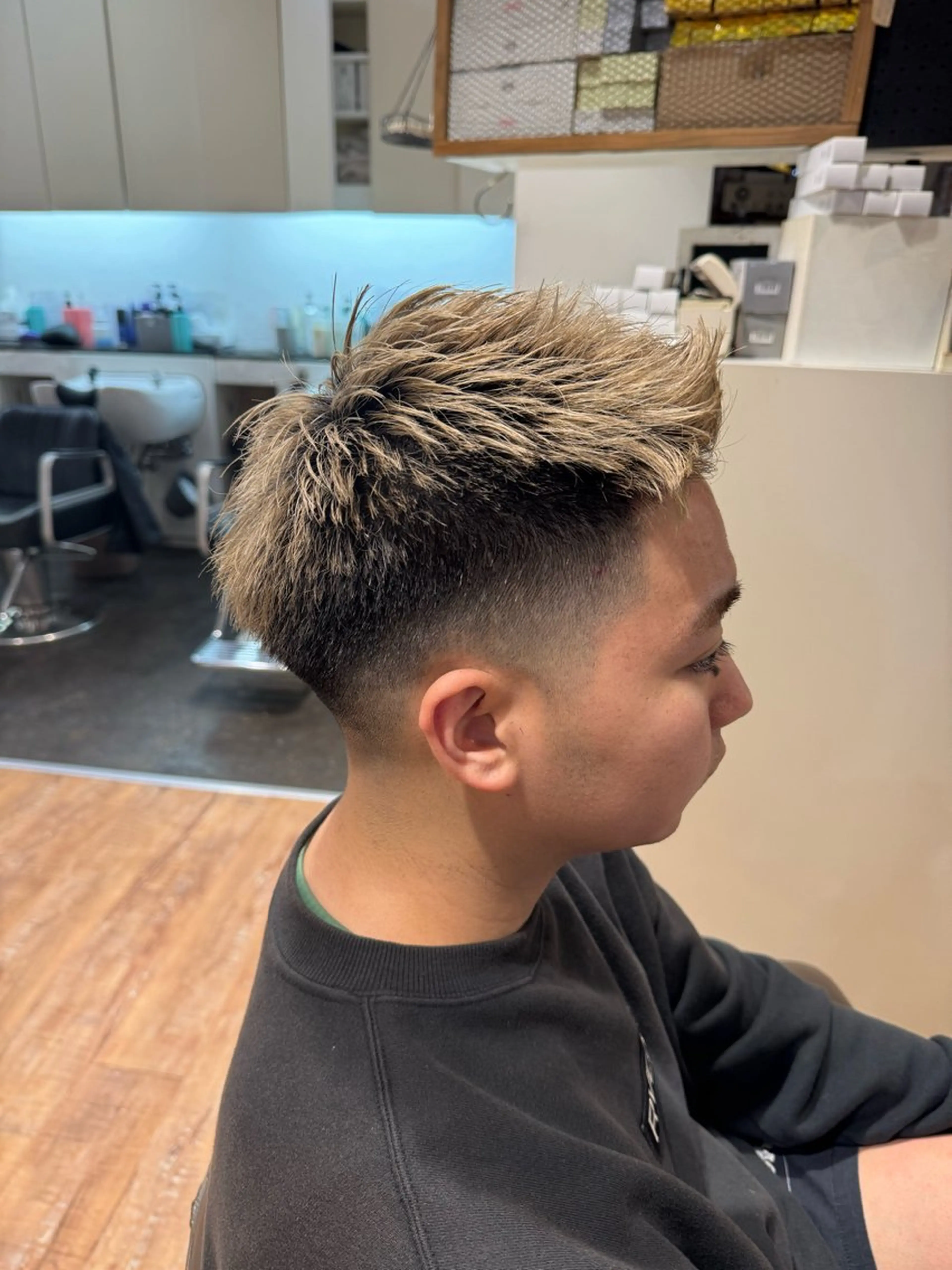 ショート メンズ カット hip's eyes 渡辺舜のヘアスタイル