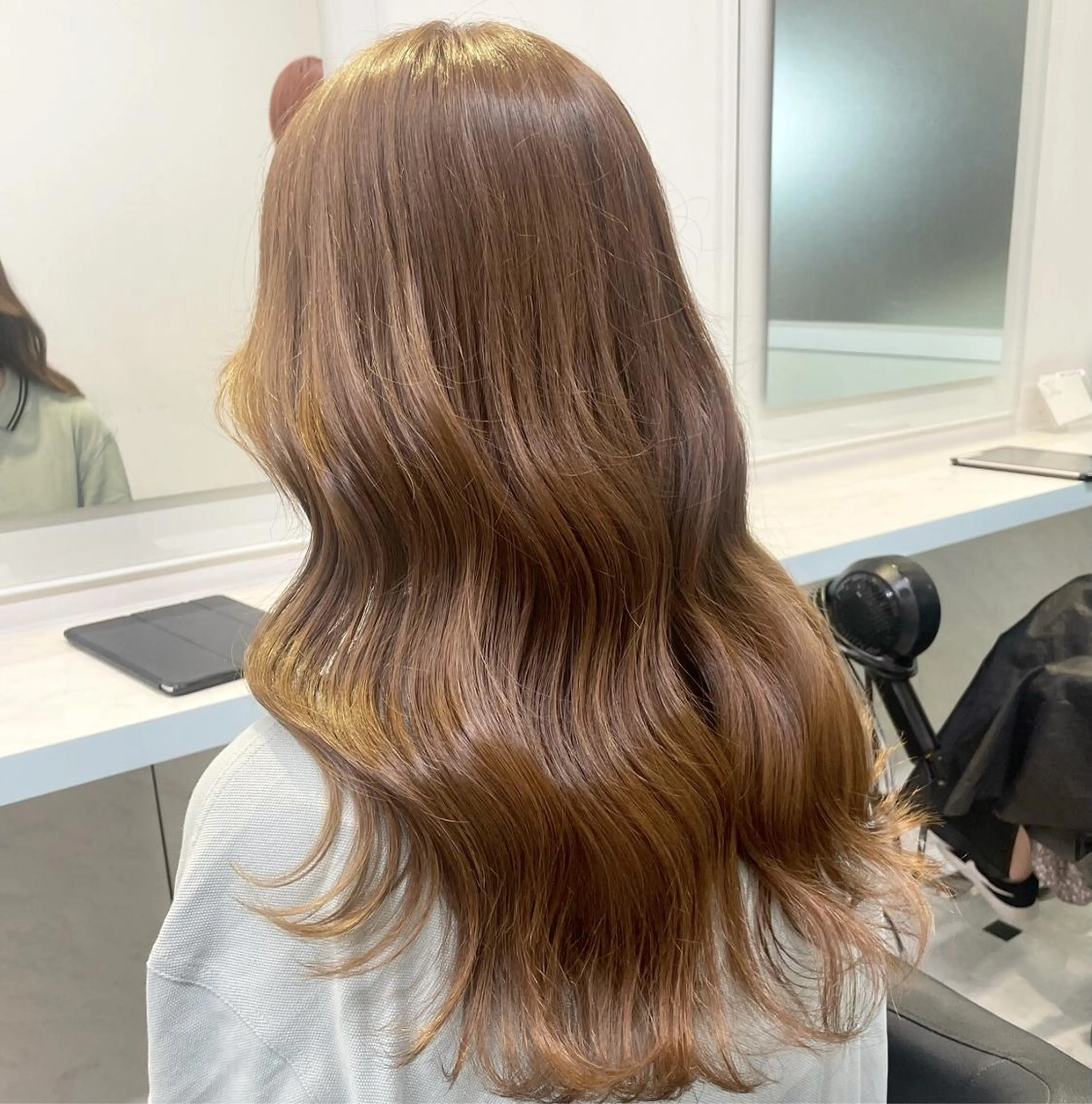 カラー ヘアカラー トリートメント モテ艶🪄透明感カラ ー🦋RION🦋のヘアスタイル