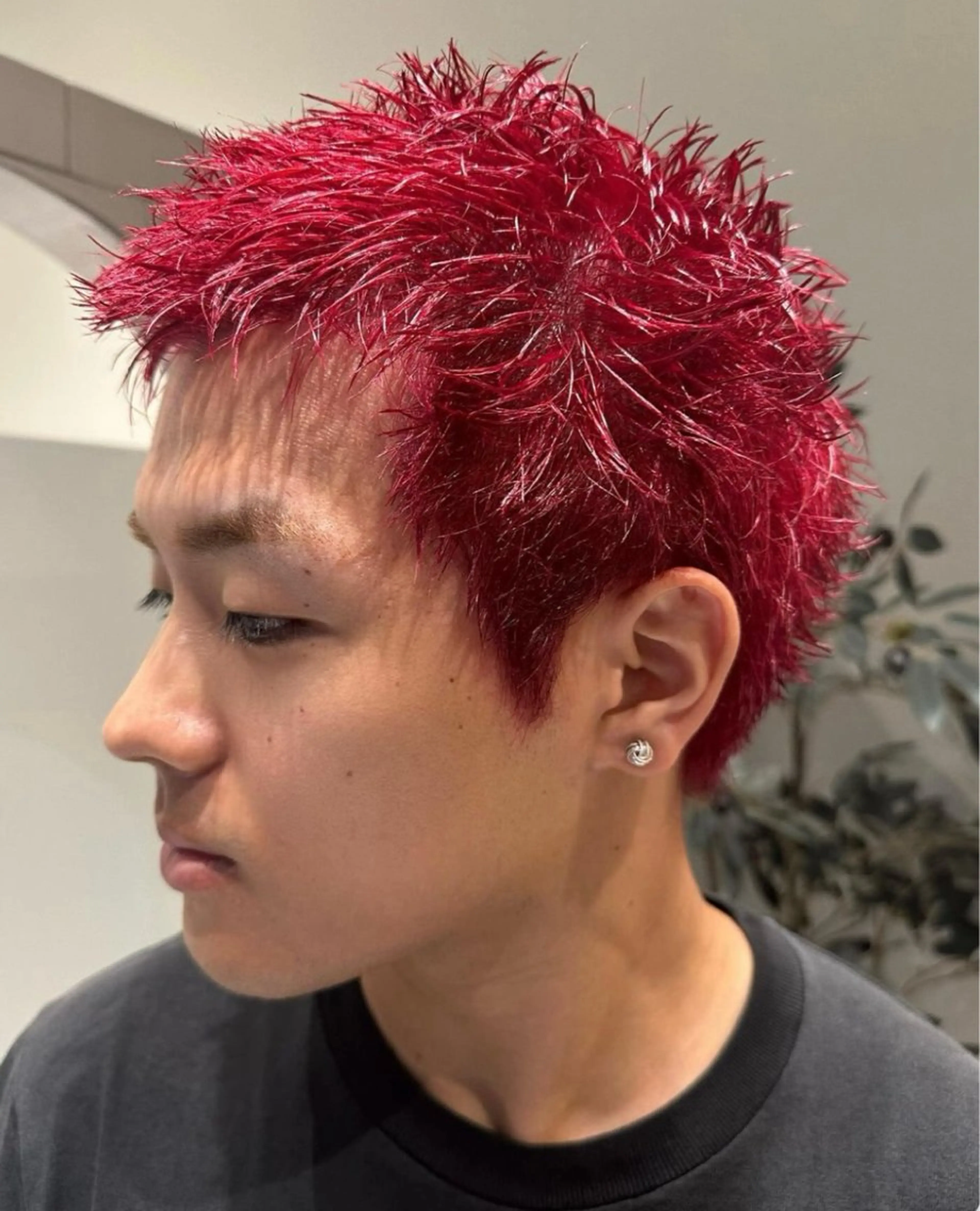 【🚹メンズ限定価格🚹】カット✂️＋ブリーチなしワンカラー🖤＋トリートメント付き✨の写真