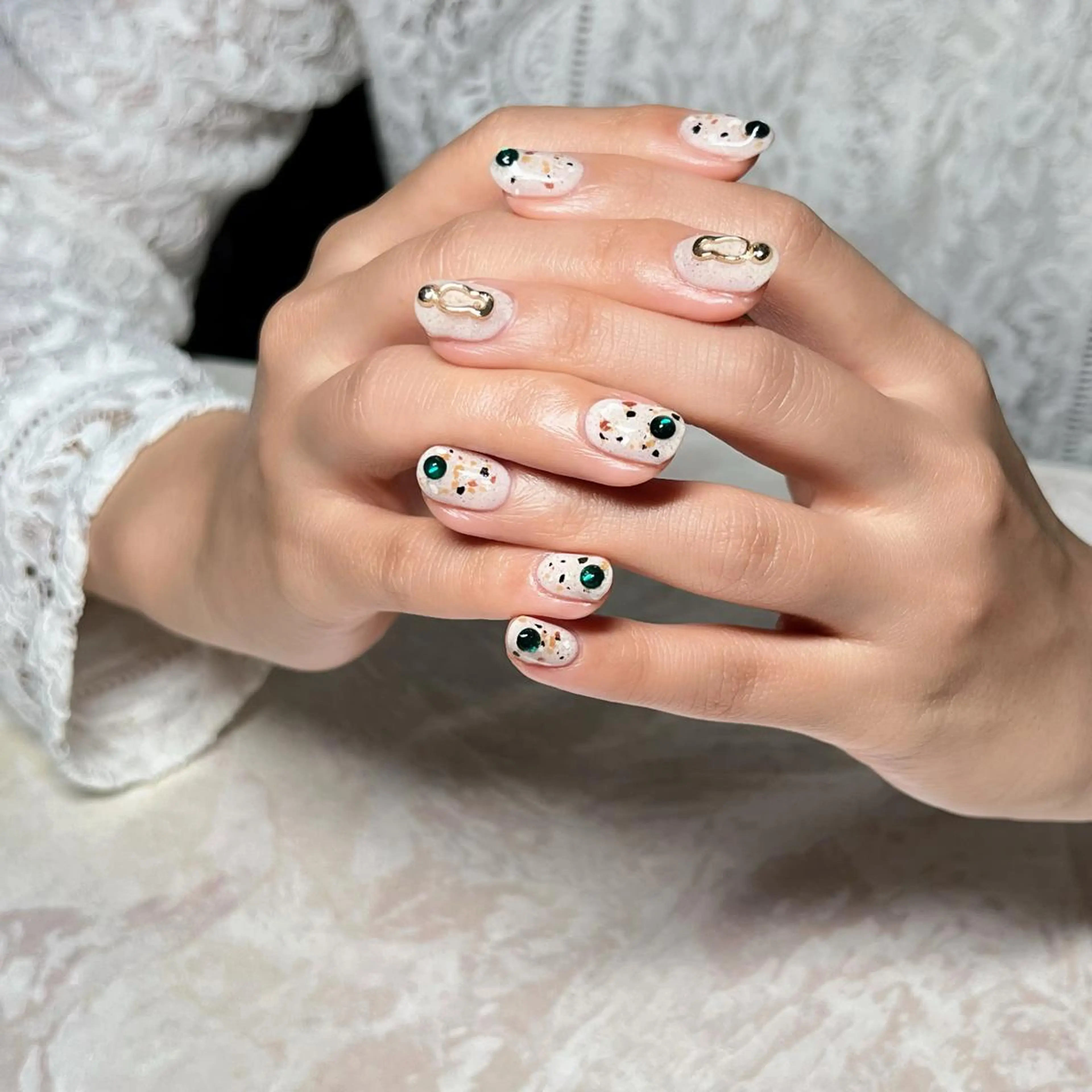 ネイル マグネットネイル ニュアンスネイル ショートネイル gemickle nailのネイルデザイン