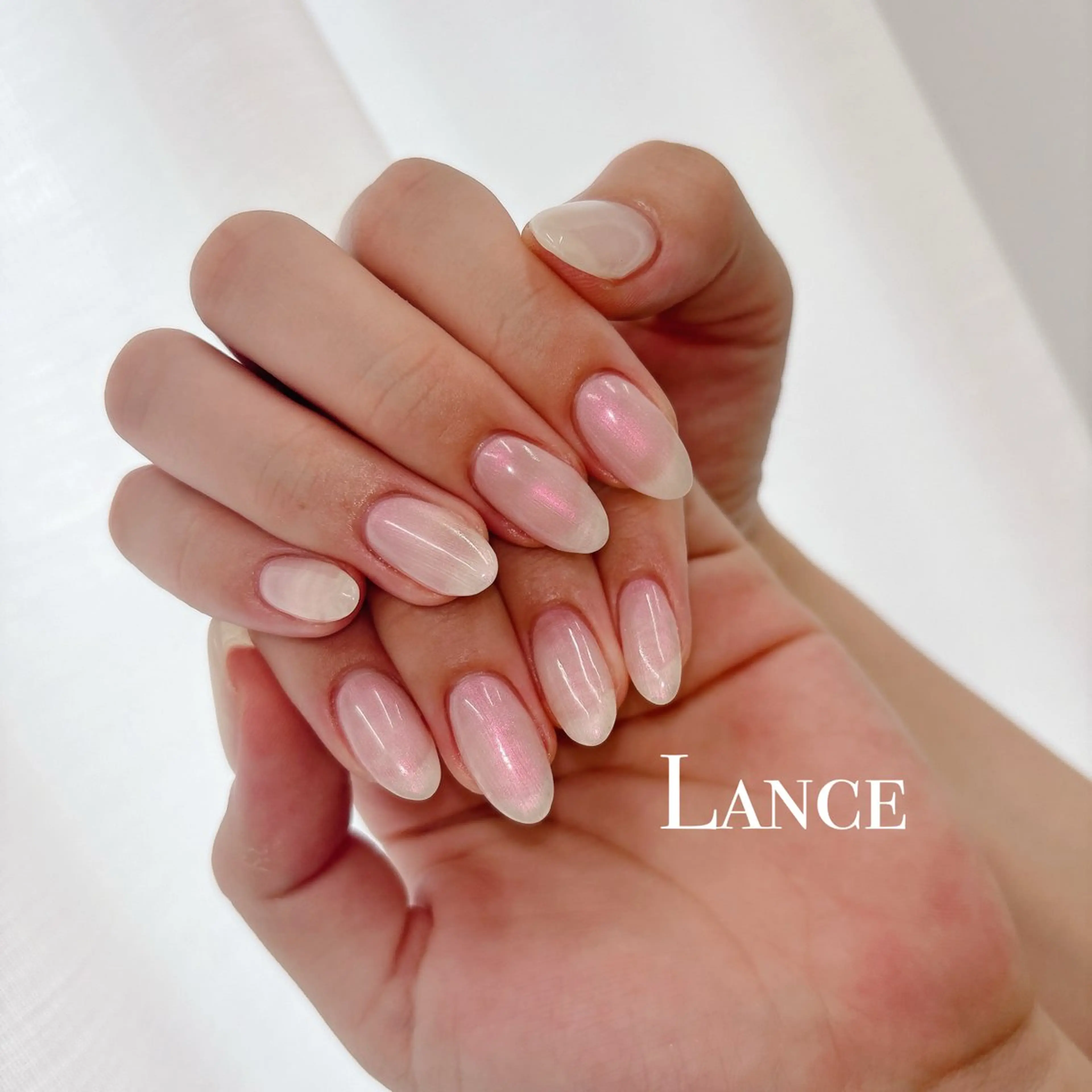 ネイル オーロラネイル フットネイル 氷ネイル・うるうるネイル キラキラネイル 韓国ネイル ハンドネイル Lance nailのネイルデザイン