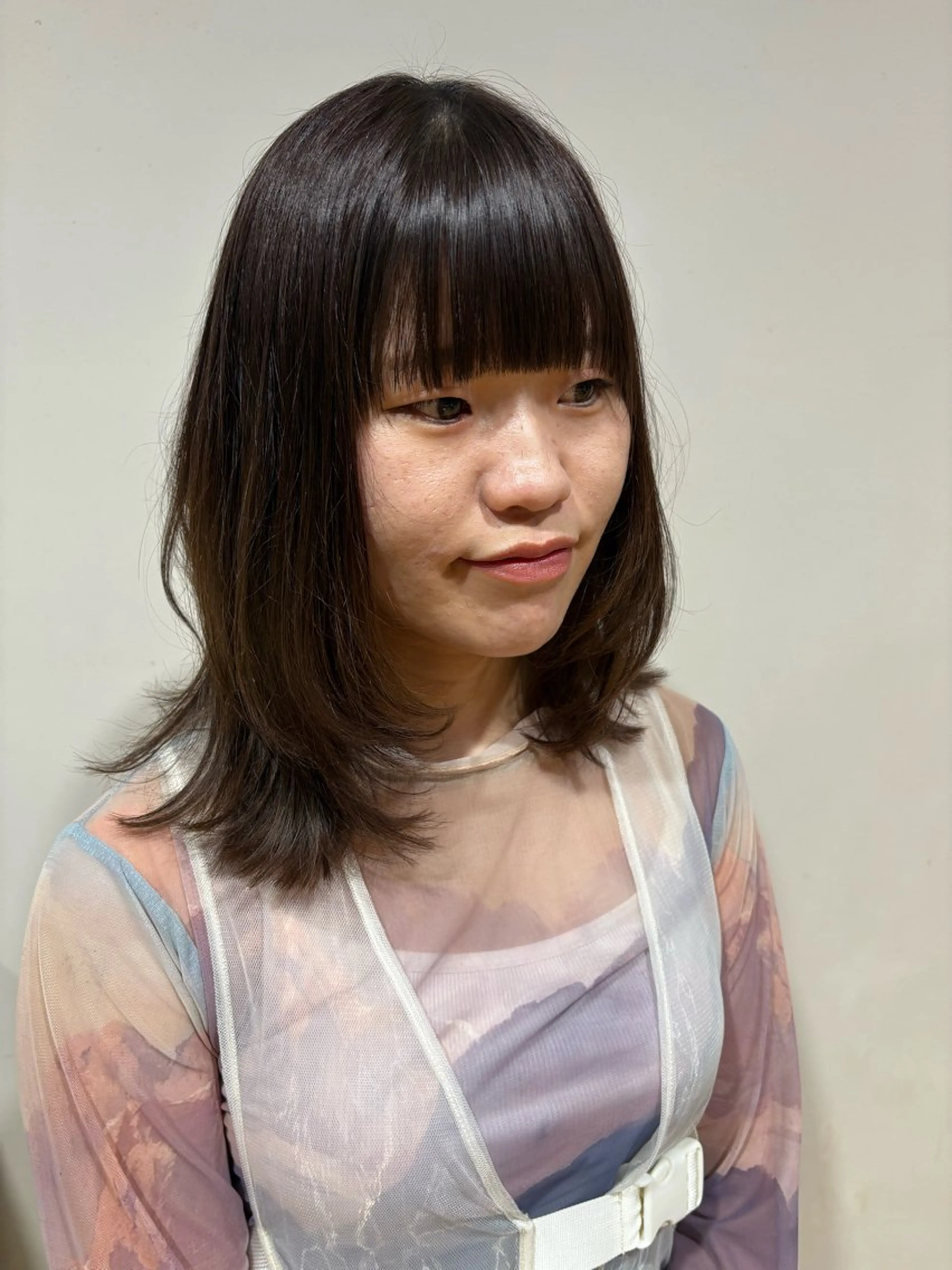 ミディアム 顔周りカット レイヤーカット たけみ りさのヘアスタイル