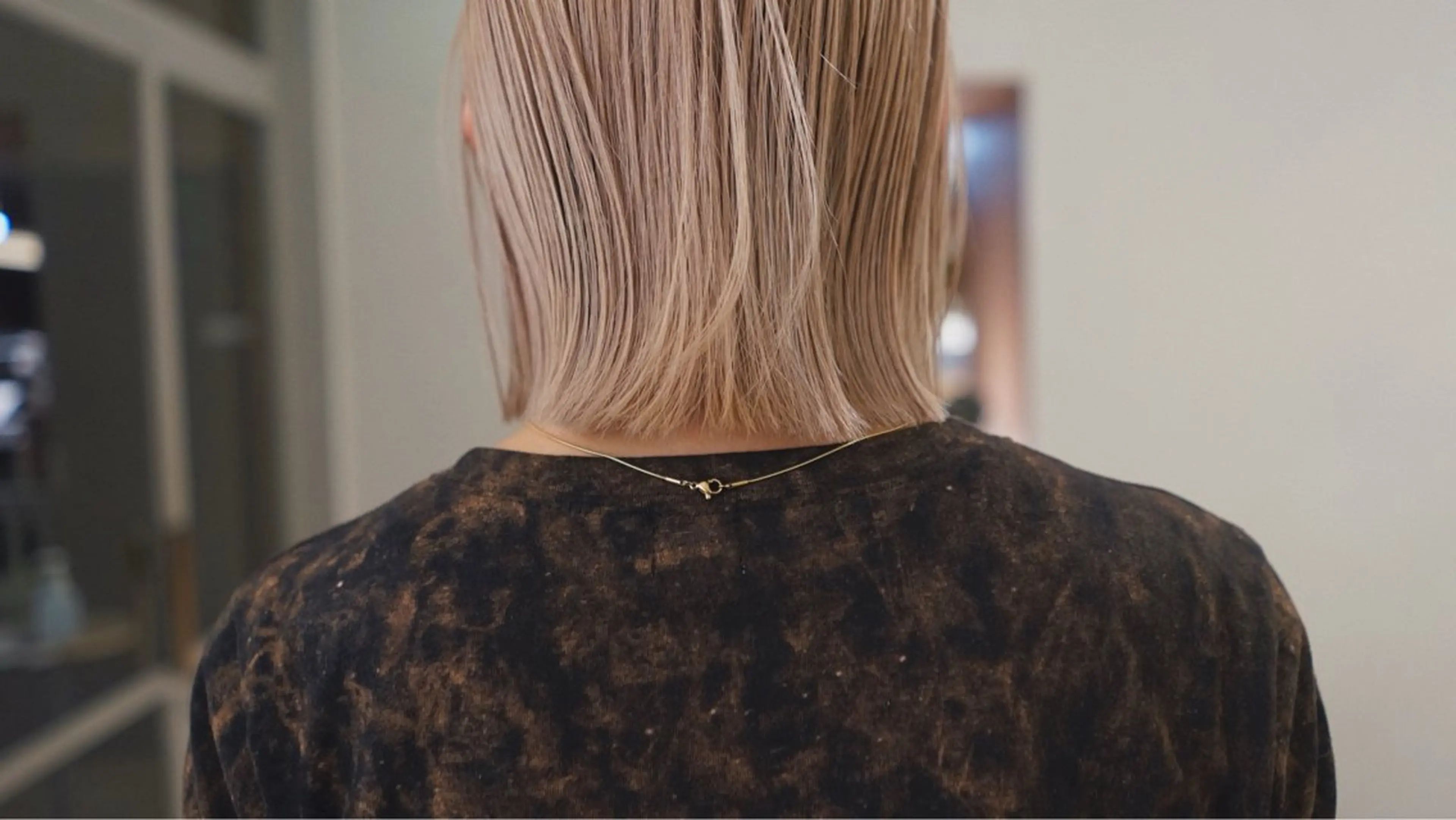 ミディアム カラー ベージュカラー ボブ ヘアカラー トリートメント _ yumeのヘアスタイル