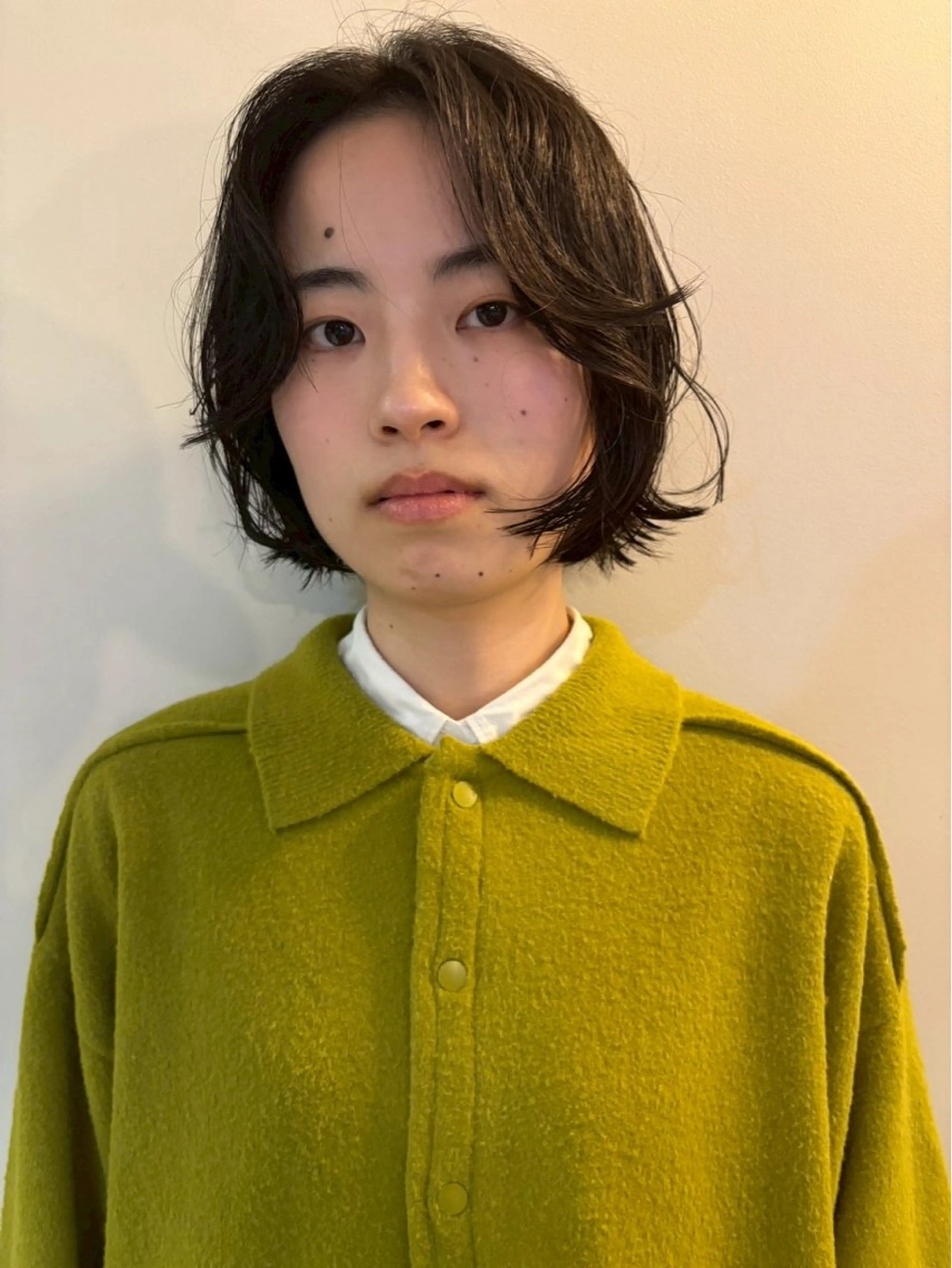 ショート カラー パーマ アッシュ バレイヤージュ ベージュカラー ブリーチ ブラウンカラー カット ヘアカラー CEINE loqのヘアスタイル