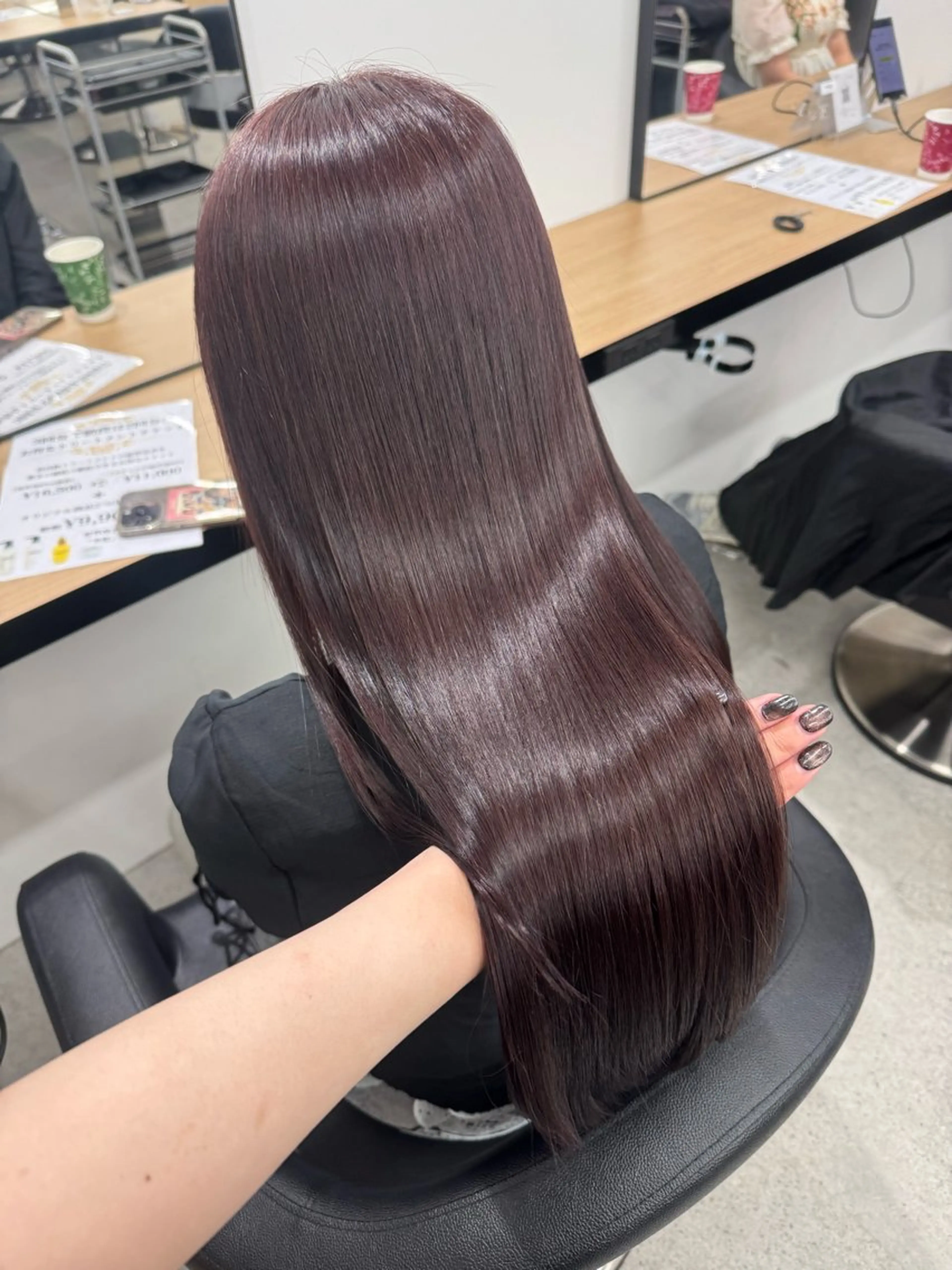 ロング カラー 暗髪🩶ラベンダー/ ブルー/ユウナ🤍のヘアスタイル