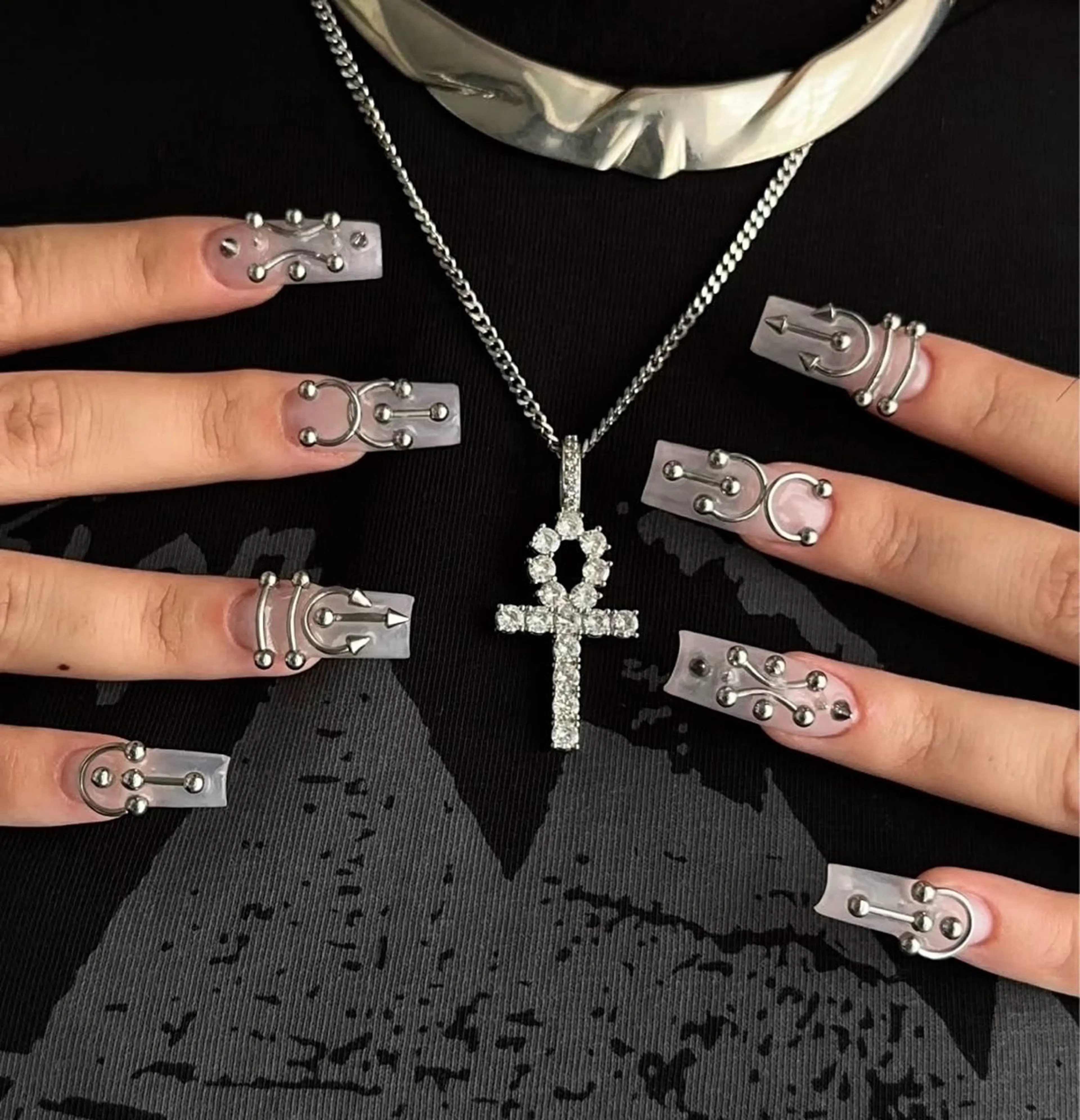 ネイル アートネイル フレンチネイル ジェルネイル 韓国ネイル ミラーネイル Rin Nail 新大久保店のネイルデザイン