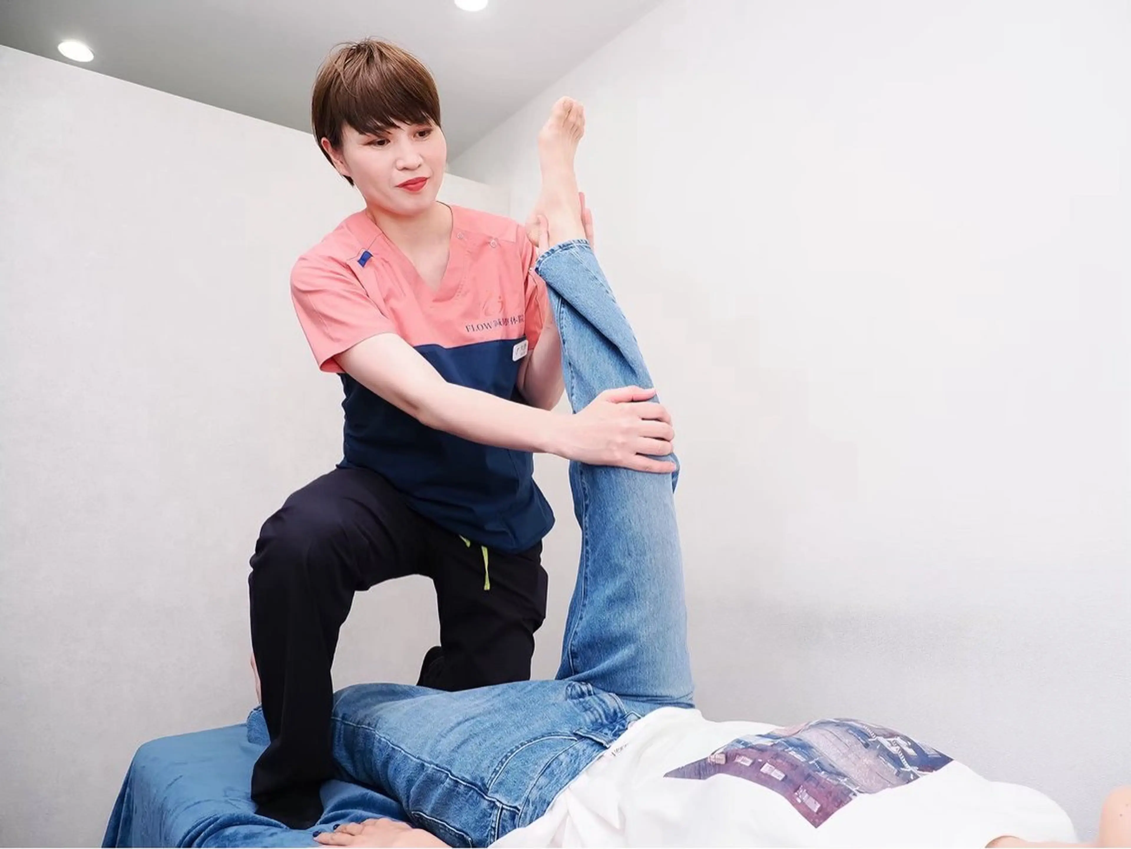 小顔矯正・美容鍼 FLOW鍼灸整体院のエステ・リラクイメージ