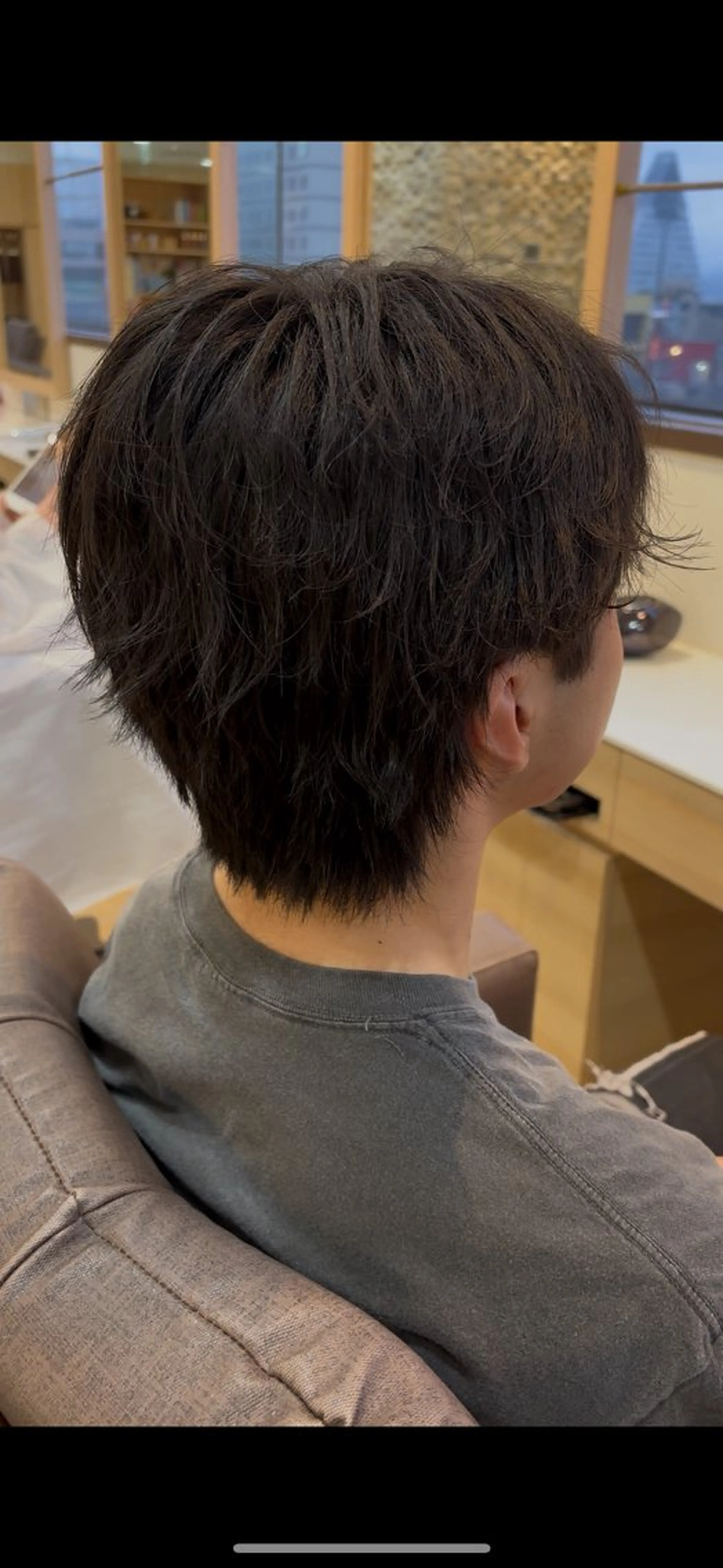 メンズ マッシュウルフ マッシュ メンズウルフカット ウルフカット ボーイミーツガール所属・本堂 悠斗のヘアスタイル