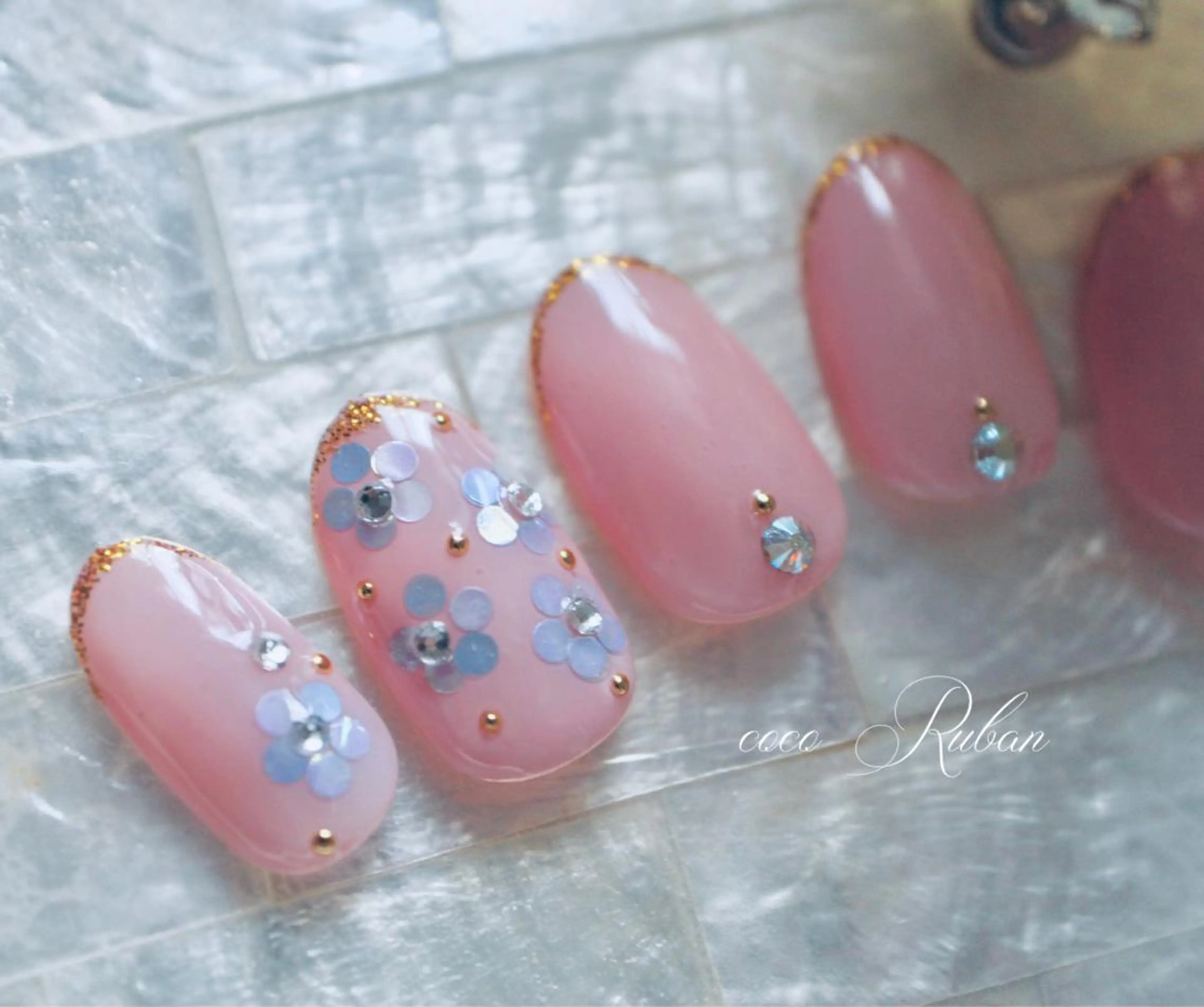 ネイル 自爪育成ネイルサロン ココリュバンのネイルデザイン