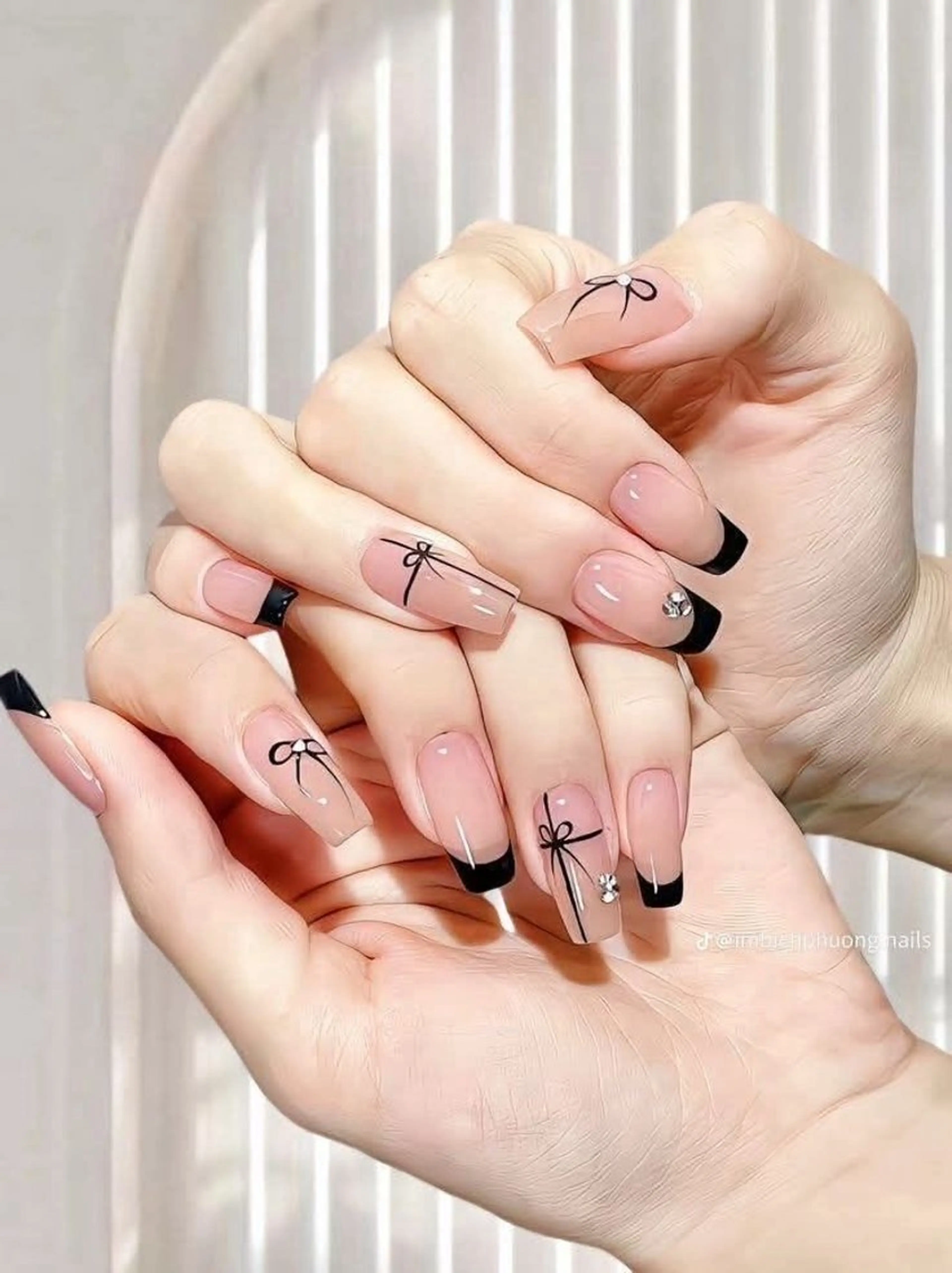 ネイル 韓国ネイル ハンドネイル RINN ANA.CHUOのネイルデザイン