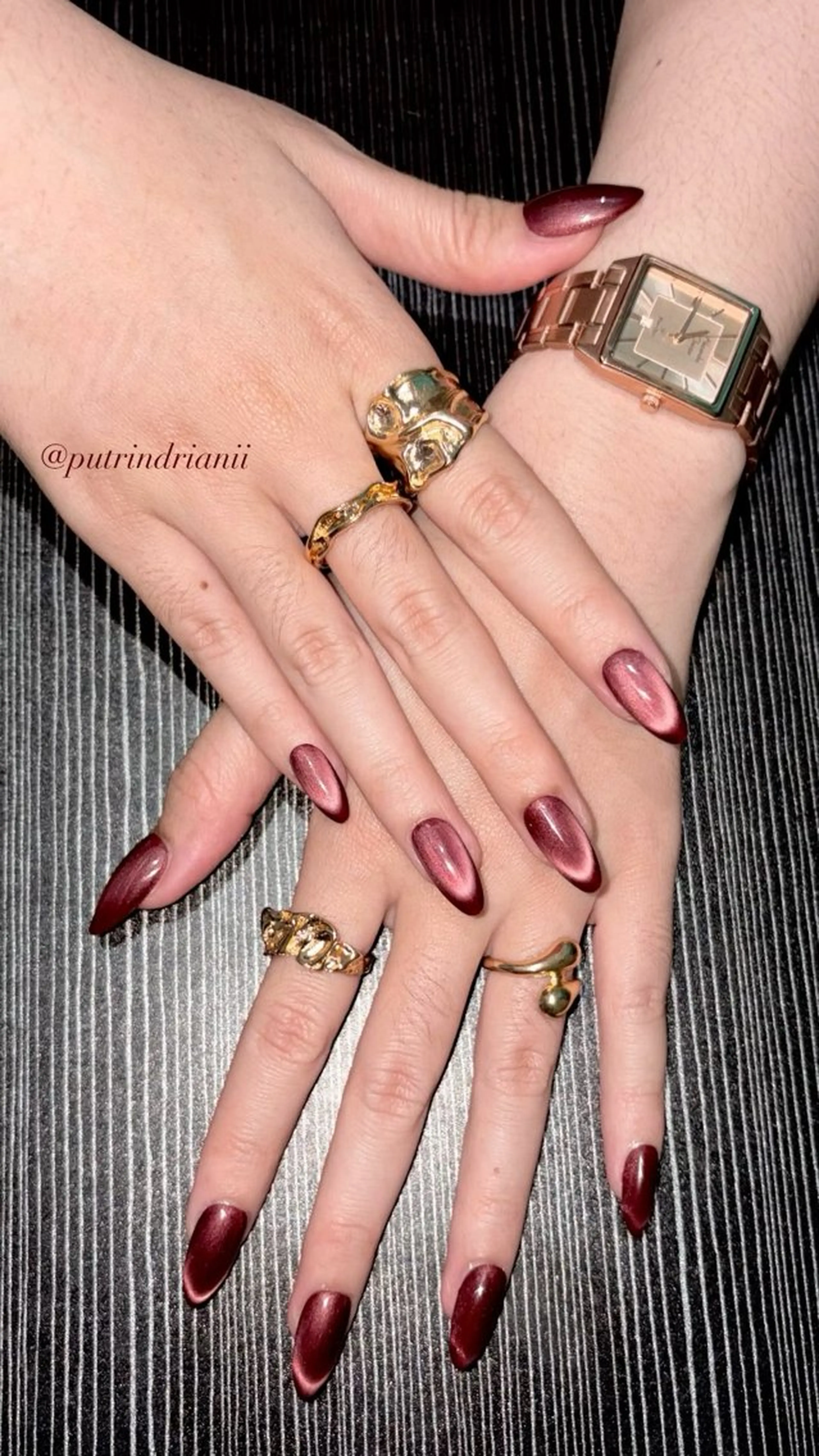 ネイル アートネイル ジェルネイル キラキラネイル マグネットネイル シンプルネイル Hina KawaiiNailのネイルデザイン