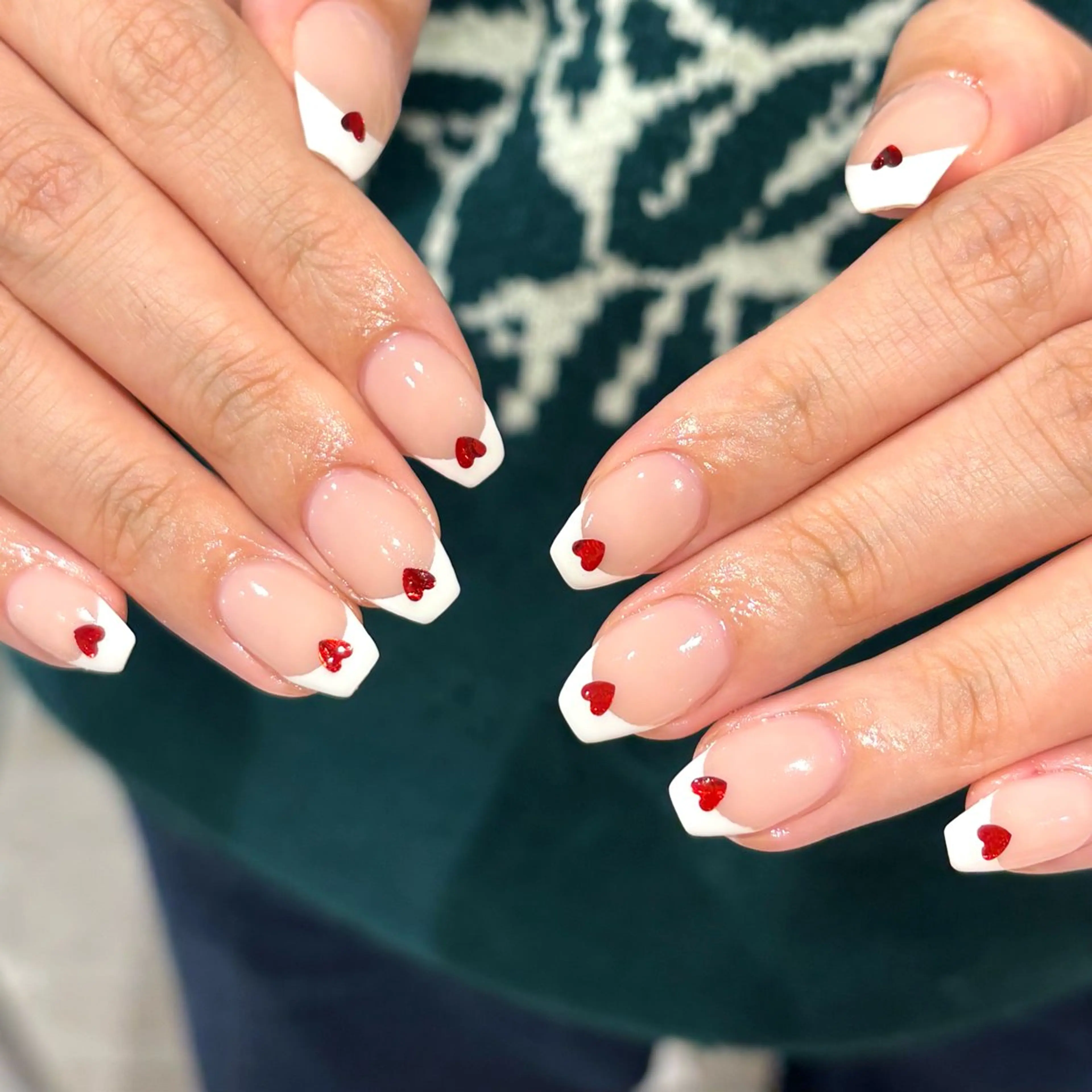 ネイル アートネイル フレンチネイル ハート 持ち込み 春ネイル モデル様募集中♡ Kokomi🍮のネイルデザイン