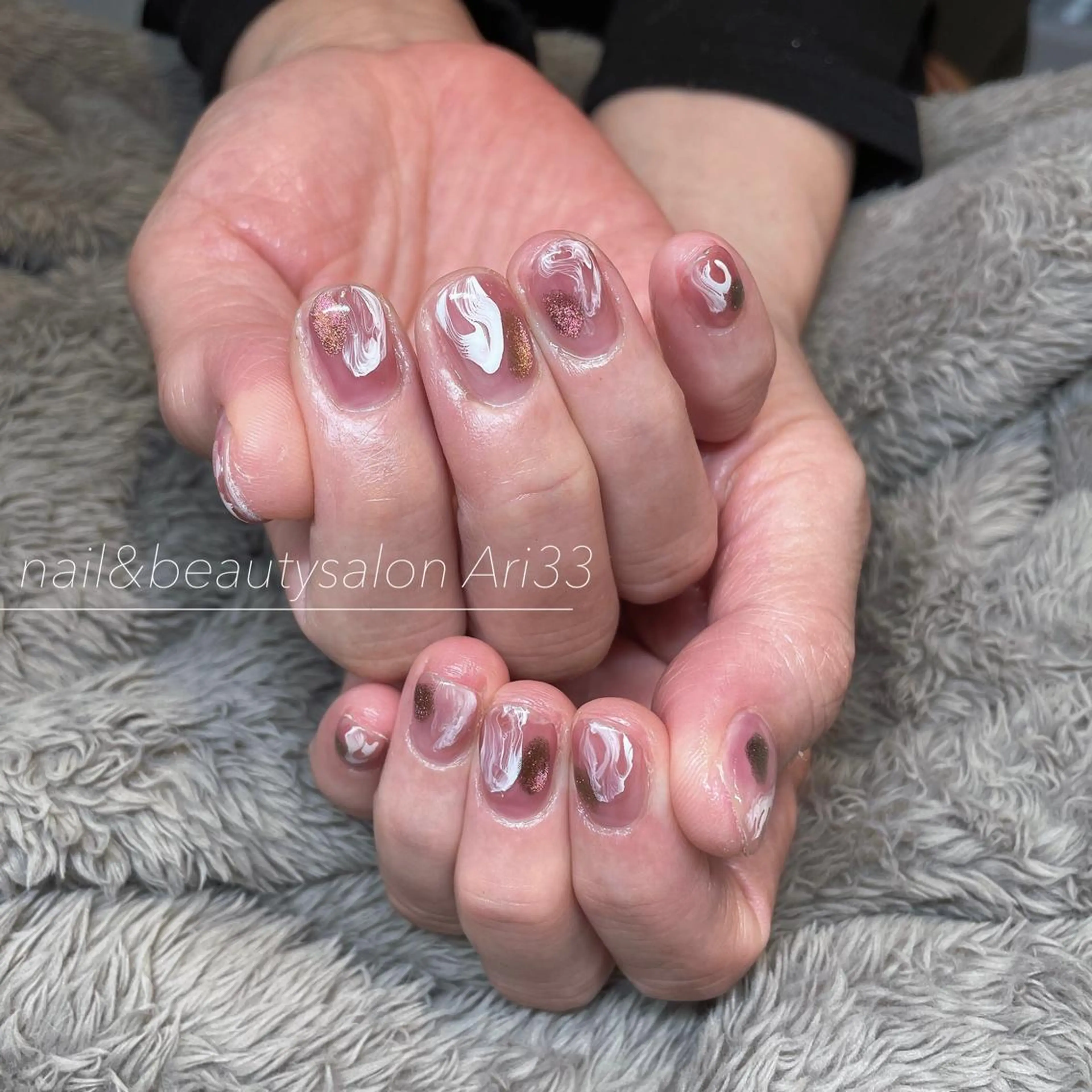 ネイル ニュアンスネイル ハンドネイル プライベートサロン Ari33nailのネイルデザイン