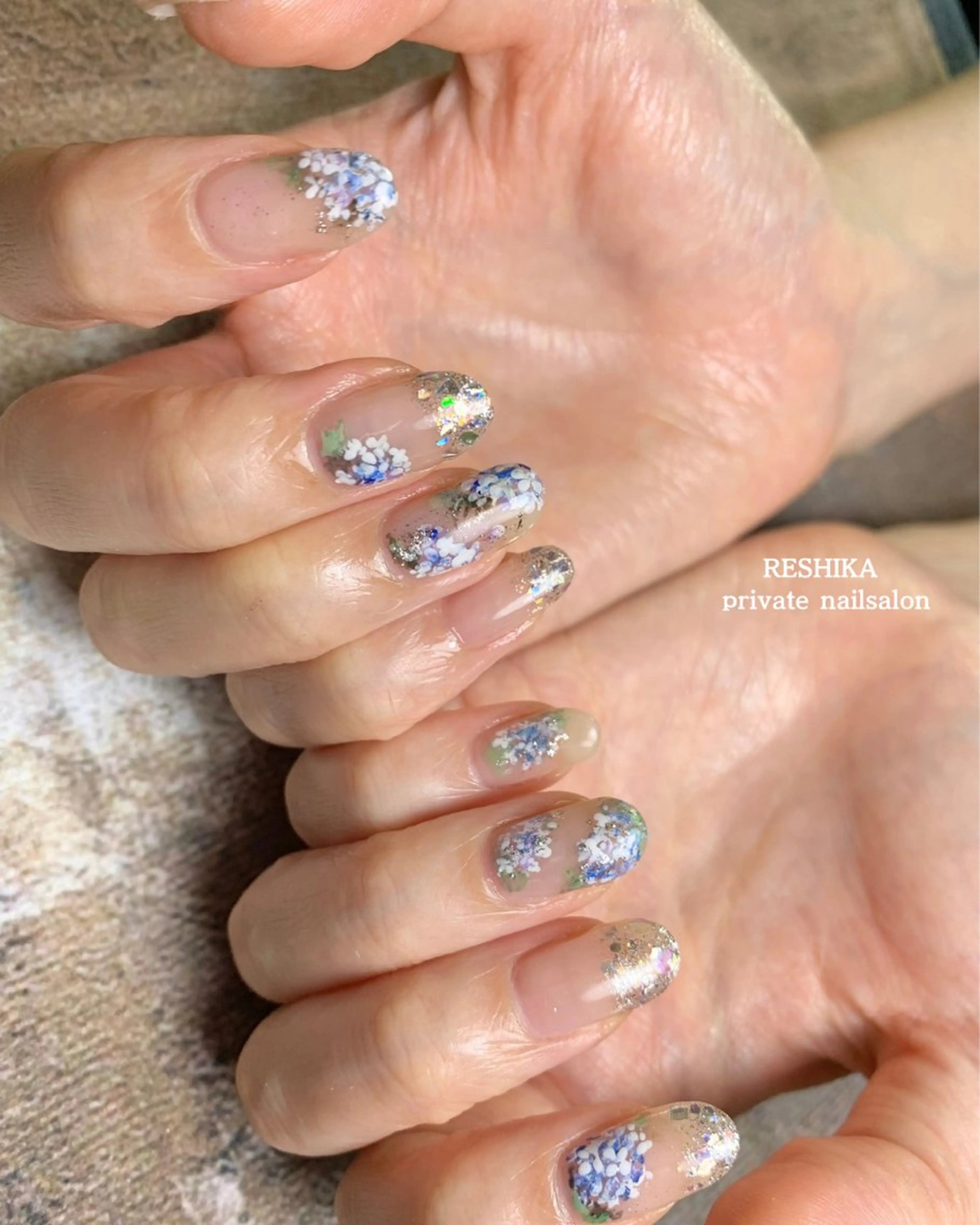 明日9時可能✨オフ込み１０本フルアートコース❣️オフ込み2時間の範囲内でお好きなアートをお楽しみください💅の写真