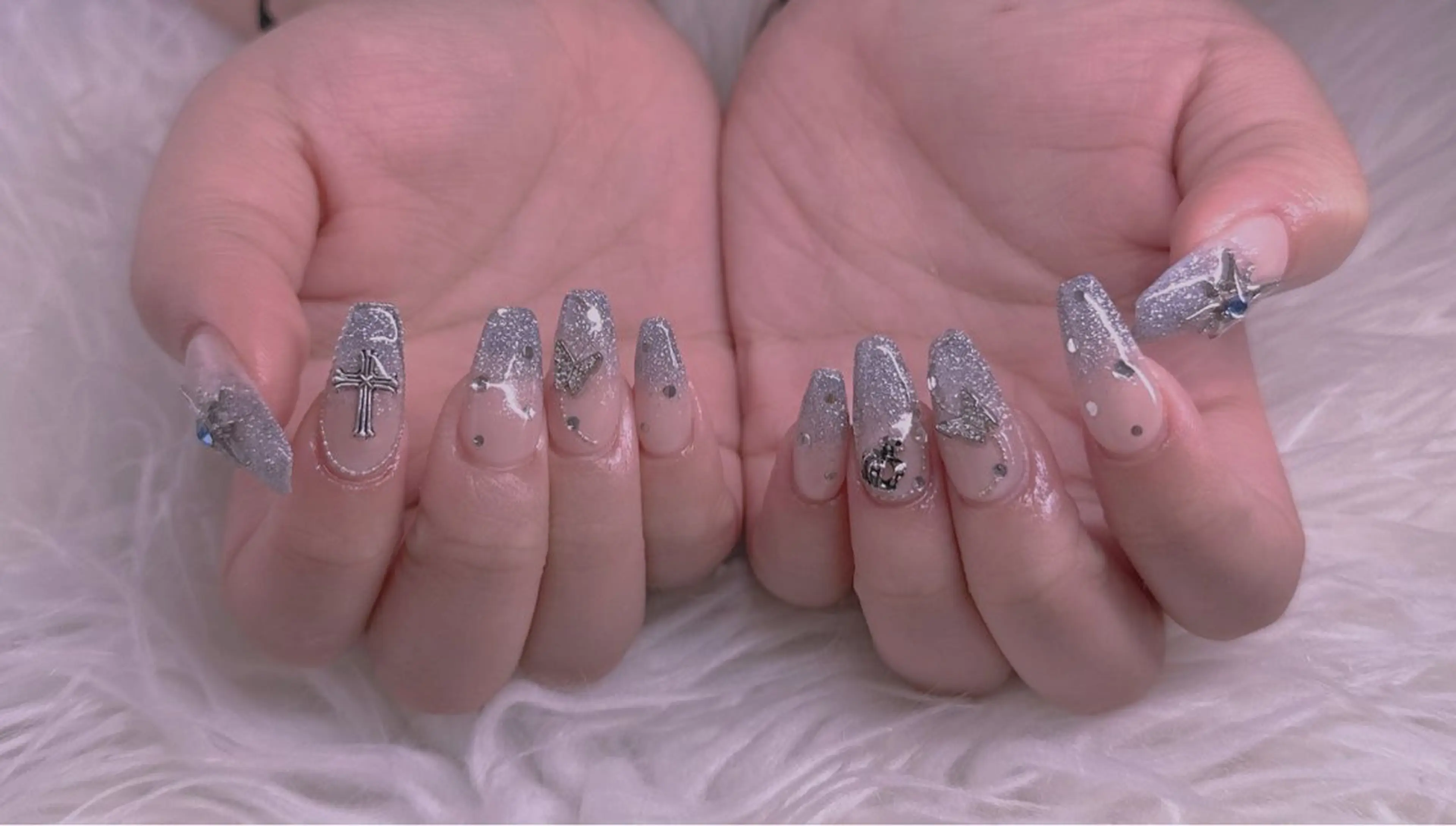 ネイル 美爪パラジェル導入店 Sunnilyのネイルデザイン