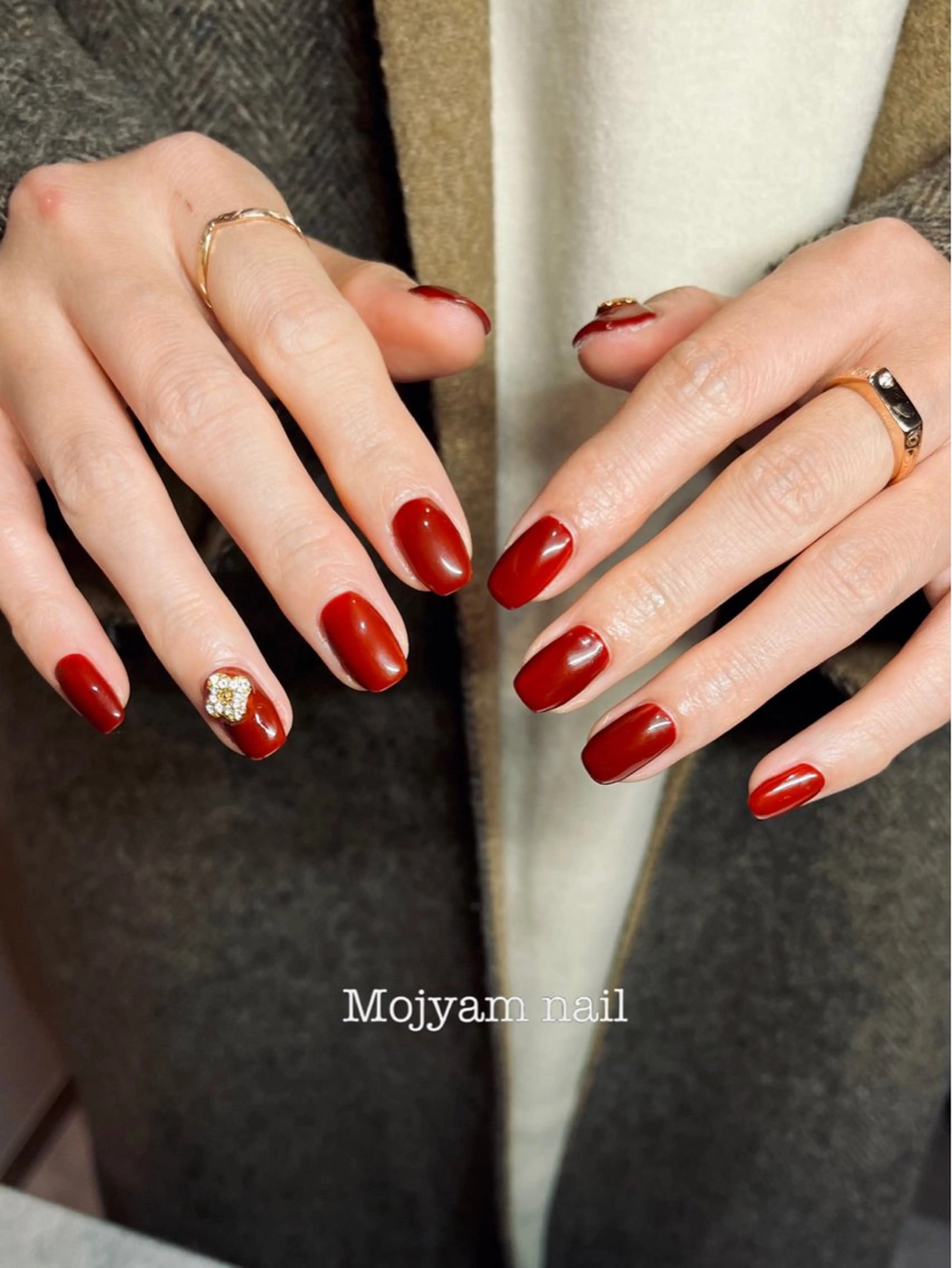 ネイル ボルドー ワンカラーネイル 赤色 ショートネイル シンプルネイル ハンドネイル Mojyam nail所属・松本 実咲のネイルデザイン