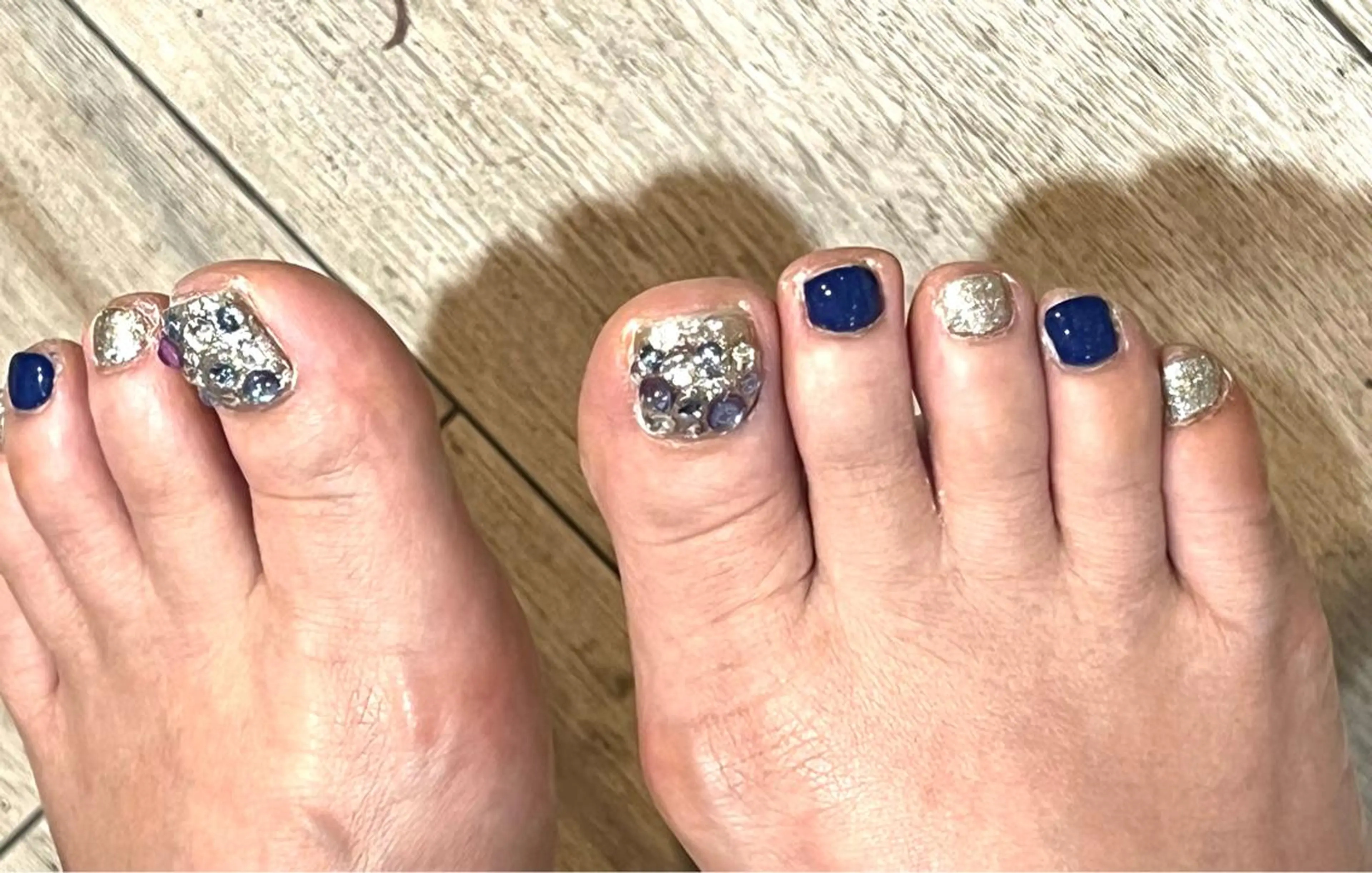 ネイル フットネイル O. YUMIKOのネイルデザイン