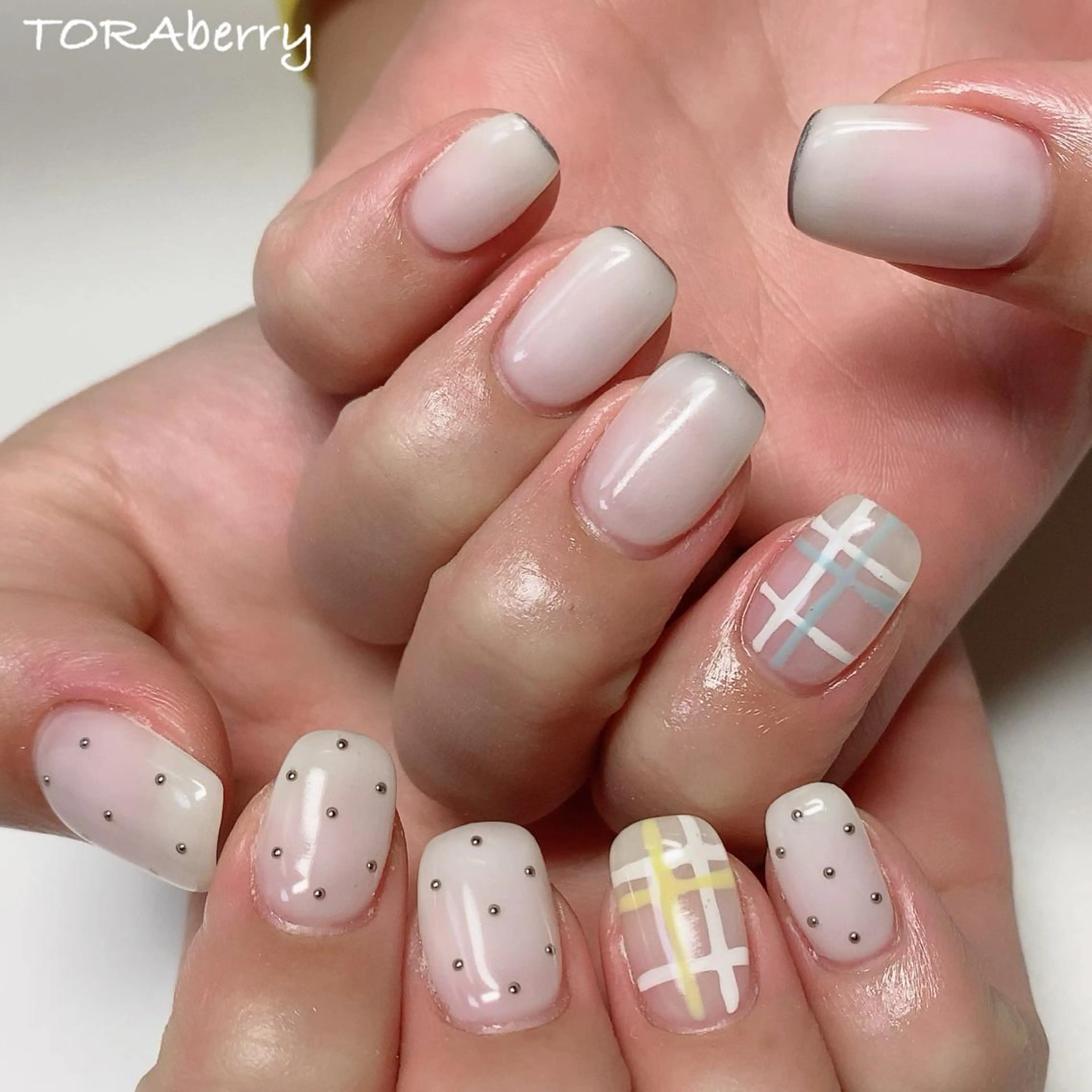 ネイル ハンドネイル ネイリスト なつみのネイルデザイン