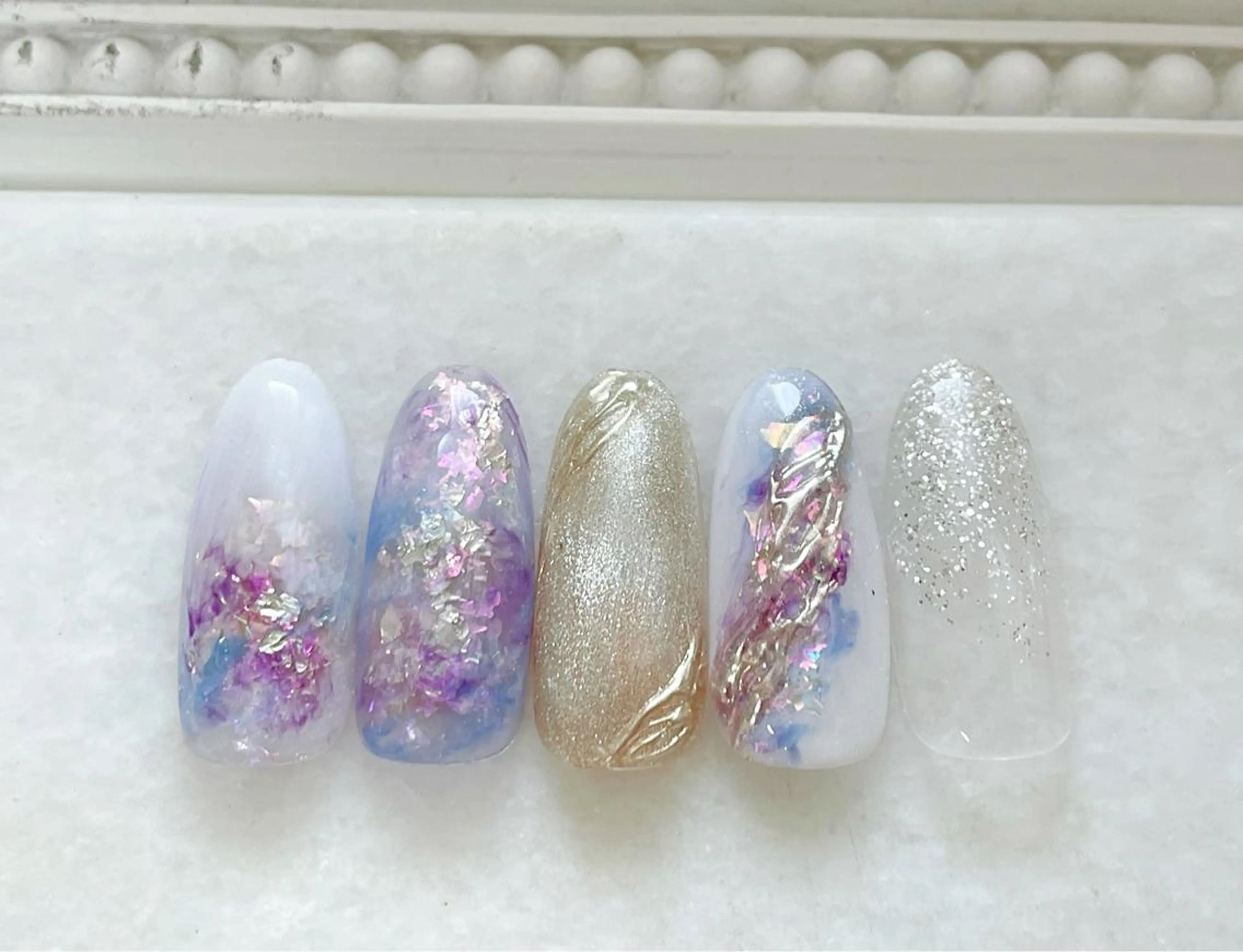 ネイル ジェルネイル キラキラネイル マグネットネイル パラジェル ハンドネイル Satomi  のネイルデザイン