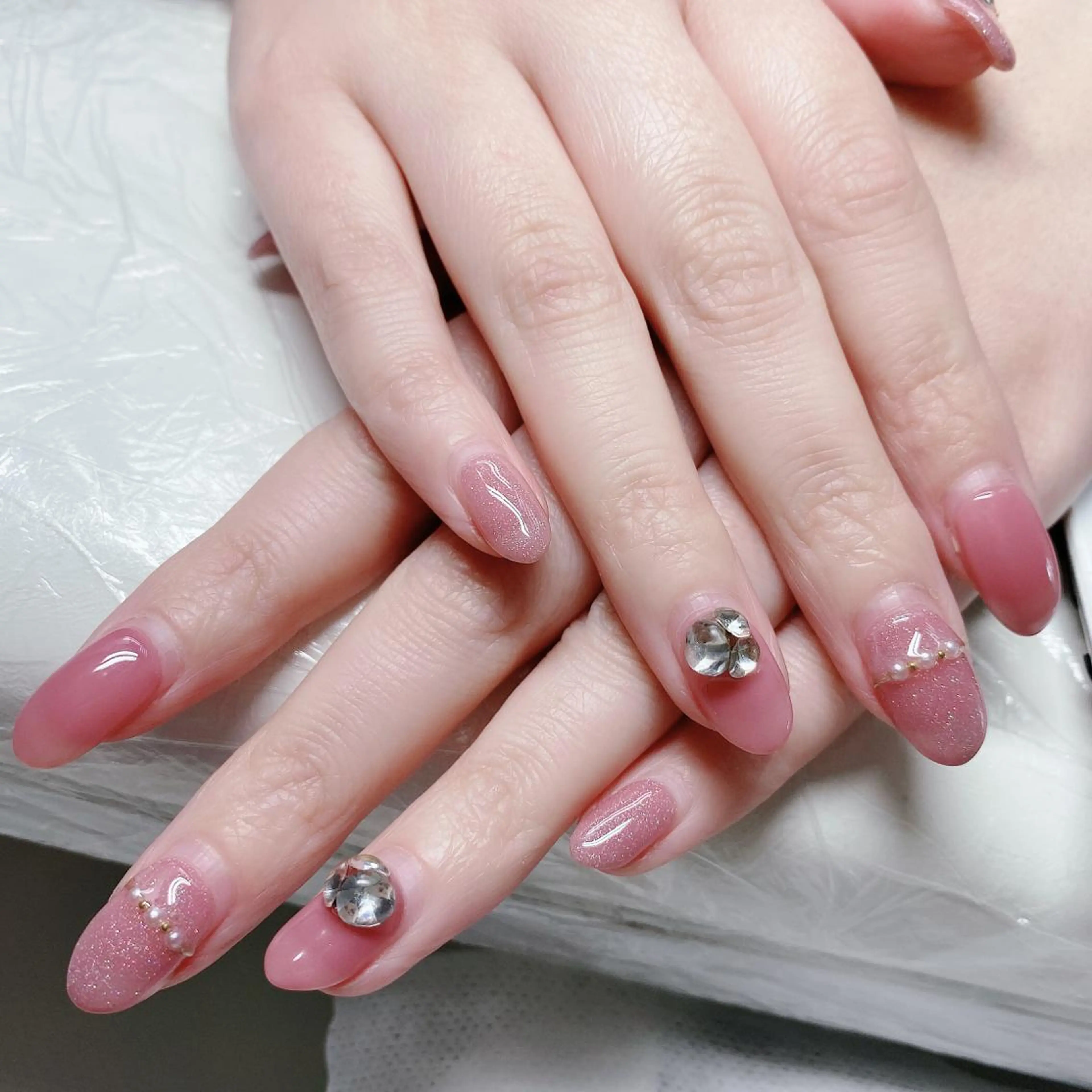 ネイル ハンドネイル ハンドケア UniqueNail 長さだし専門店のネイルデザイン