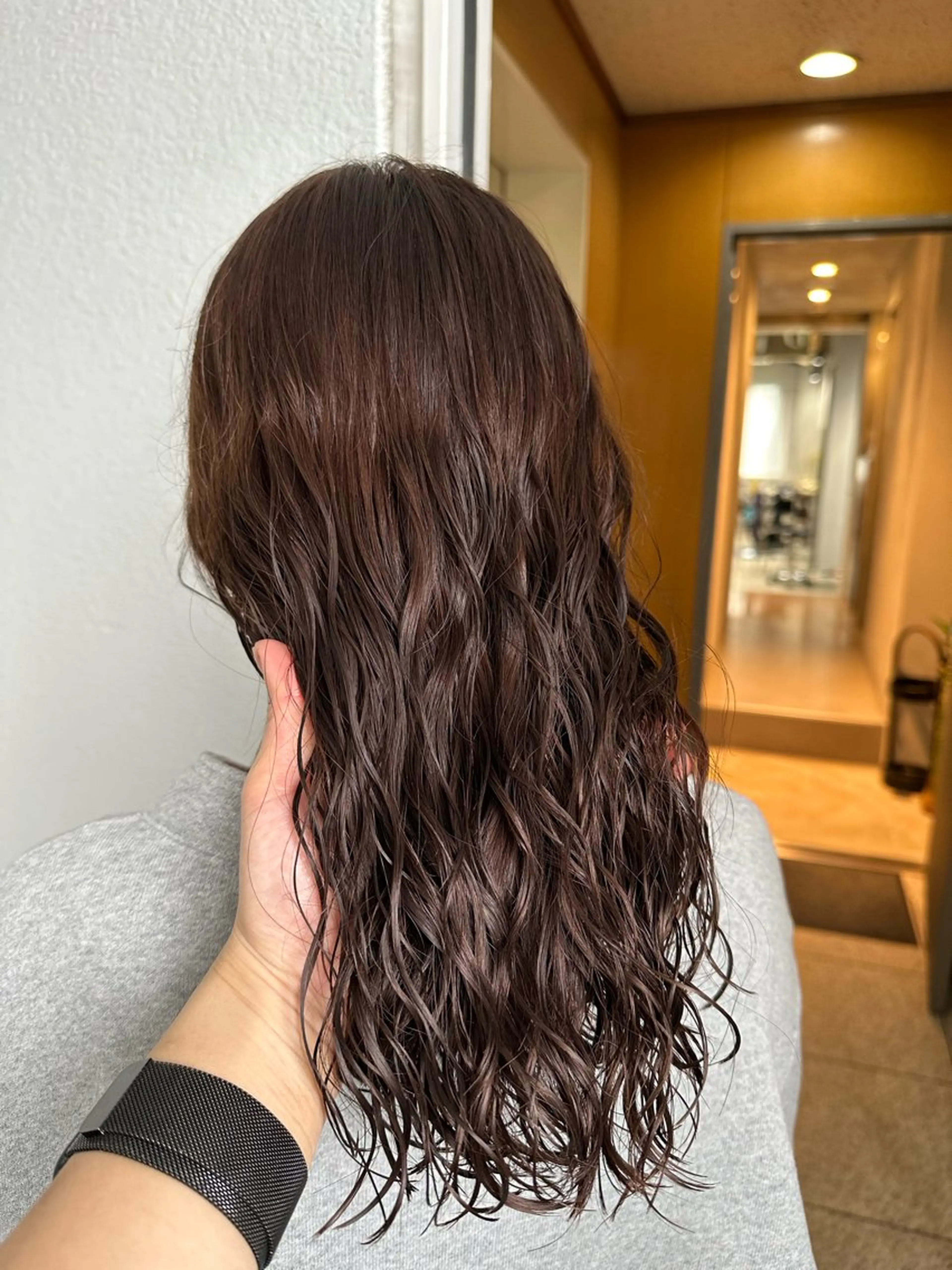 ロング カラー パーマ ブラウンカラー ココアブラウン ロング カット ヘアカラー パーマ トリートメント ショートカット/ レイヤー/齋藤大貴のヘアスタイル