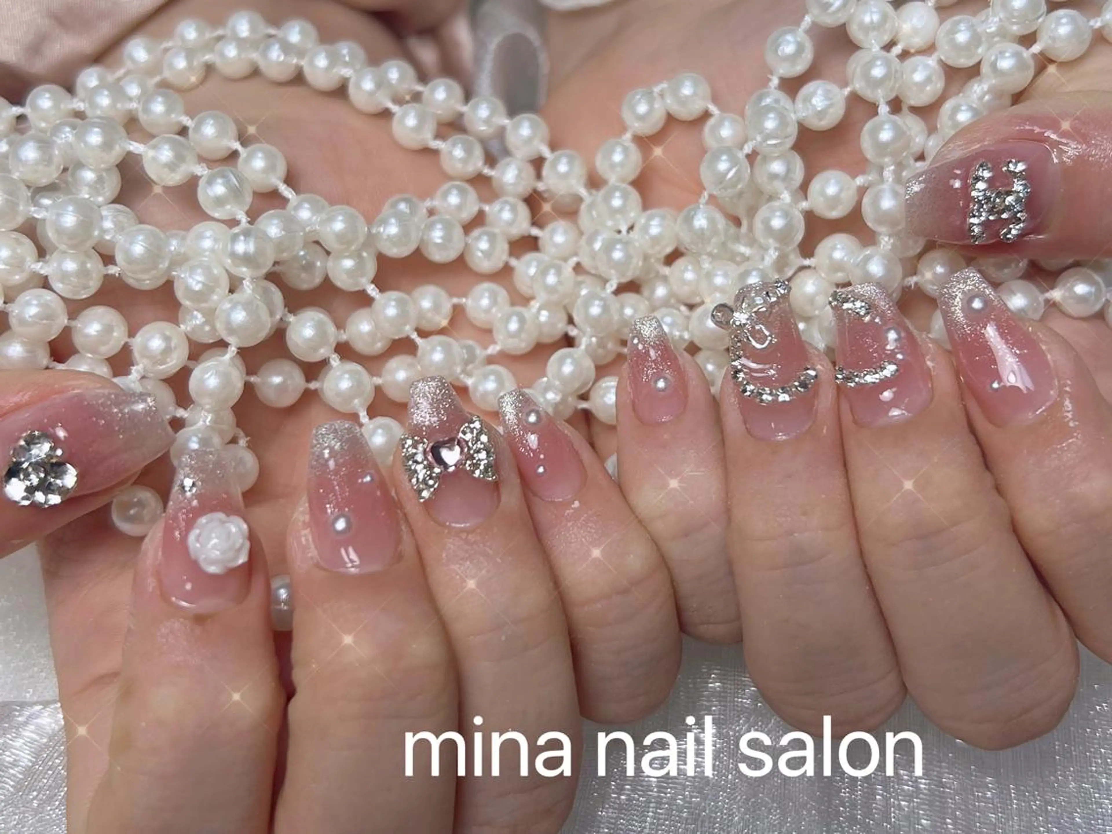 ネイル 🎀まゆ 🪽🐾のネイルデザイン