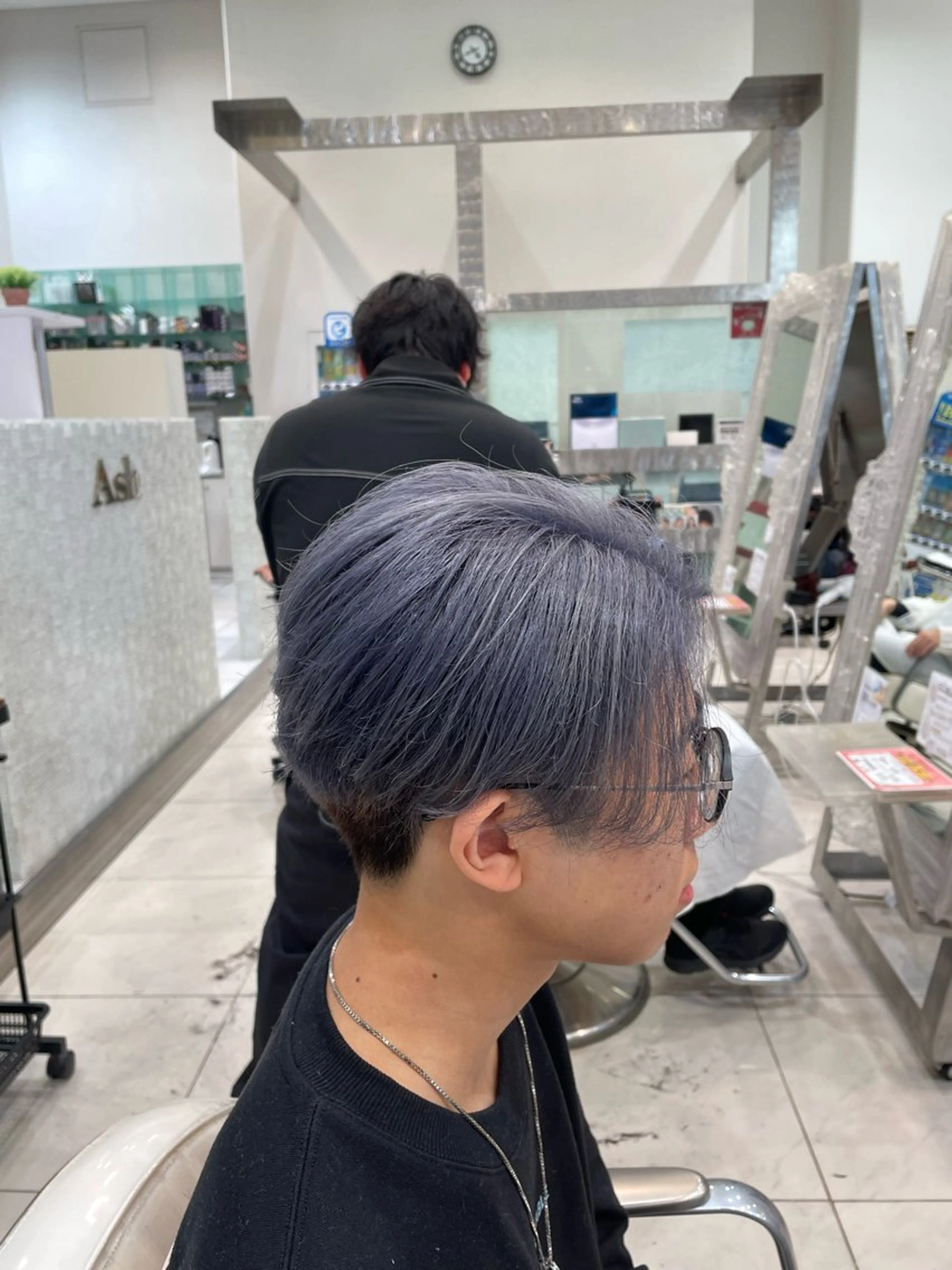 ショート カラー メンズ カット ヘアカラー トリートメント メンズパーマ特化 真栄平有希のヘアスタイル