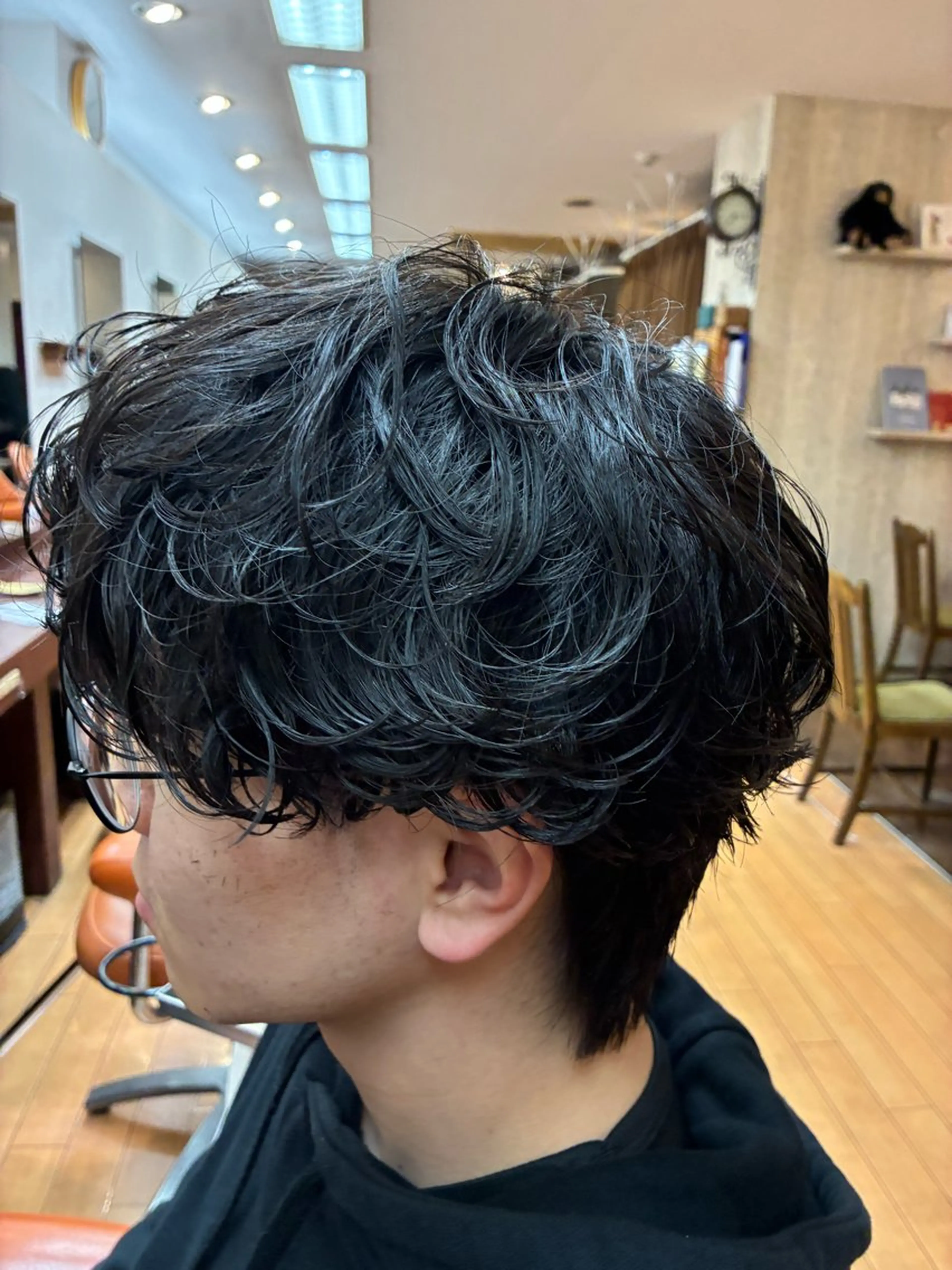 パーマ メンズ ルキ🌈ブリーチカラ ー&メンズパーマ🦄のヘアスタイル