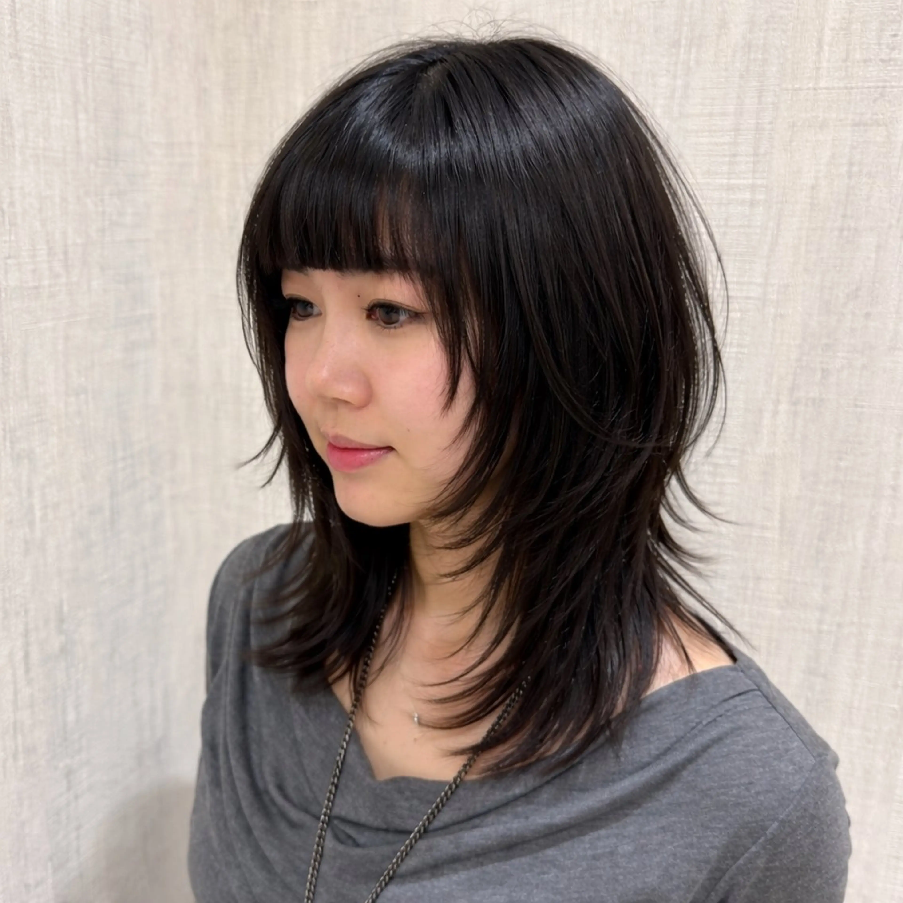 ミディアム 顔周りカット レイヤーカット 小顔カット カット ヘアカラー トリートメント 店長✨レイヤー✖️ 髪質改善✖️韓国ヘアのヘアスタイル