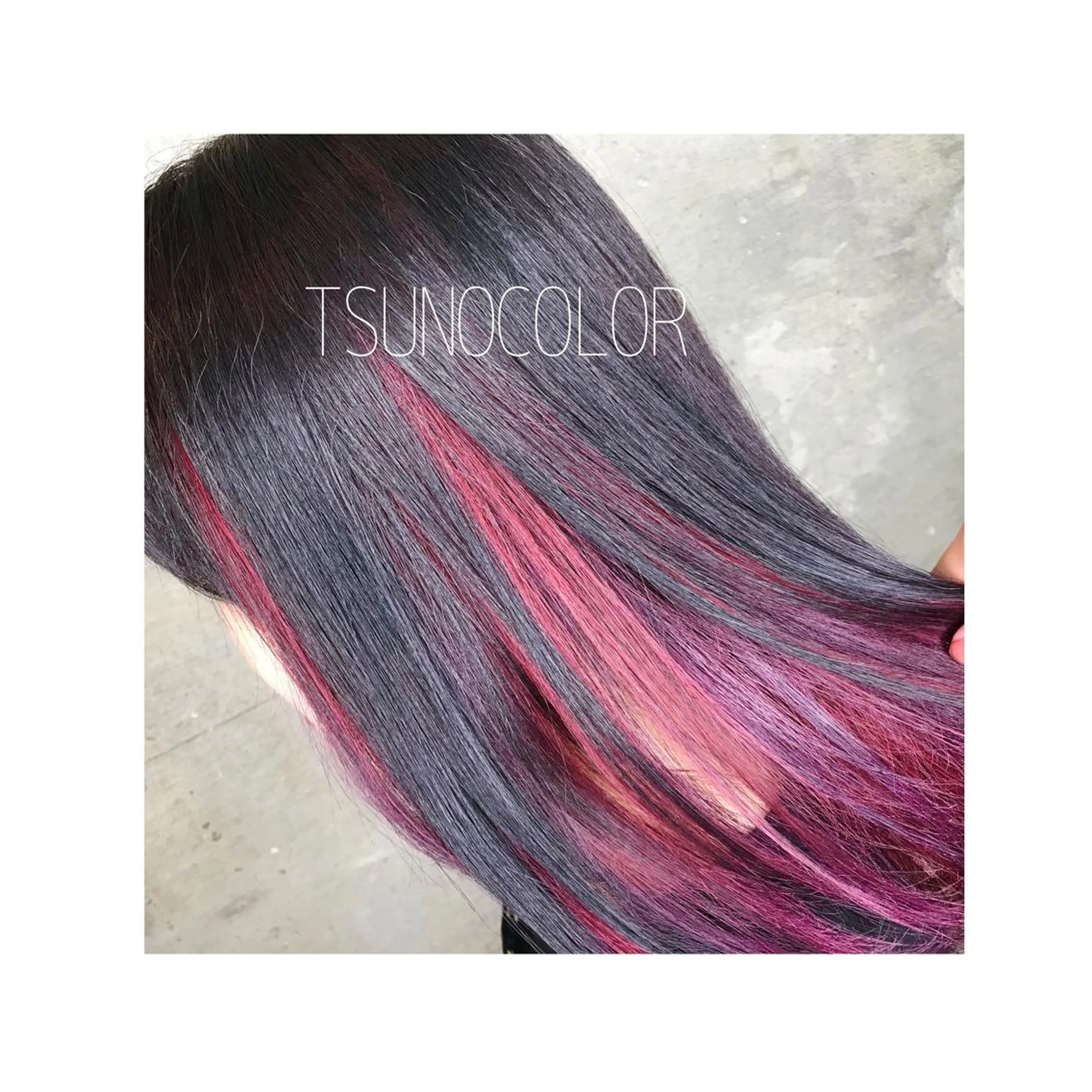 セミロング パープルカラー TSUNO🦖 派手髪/オタク美容師のヘアスタイル