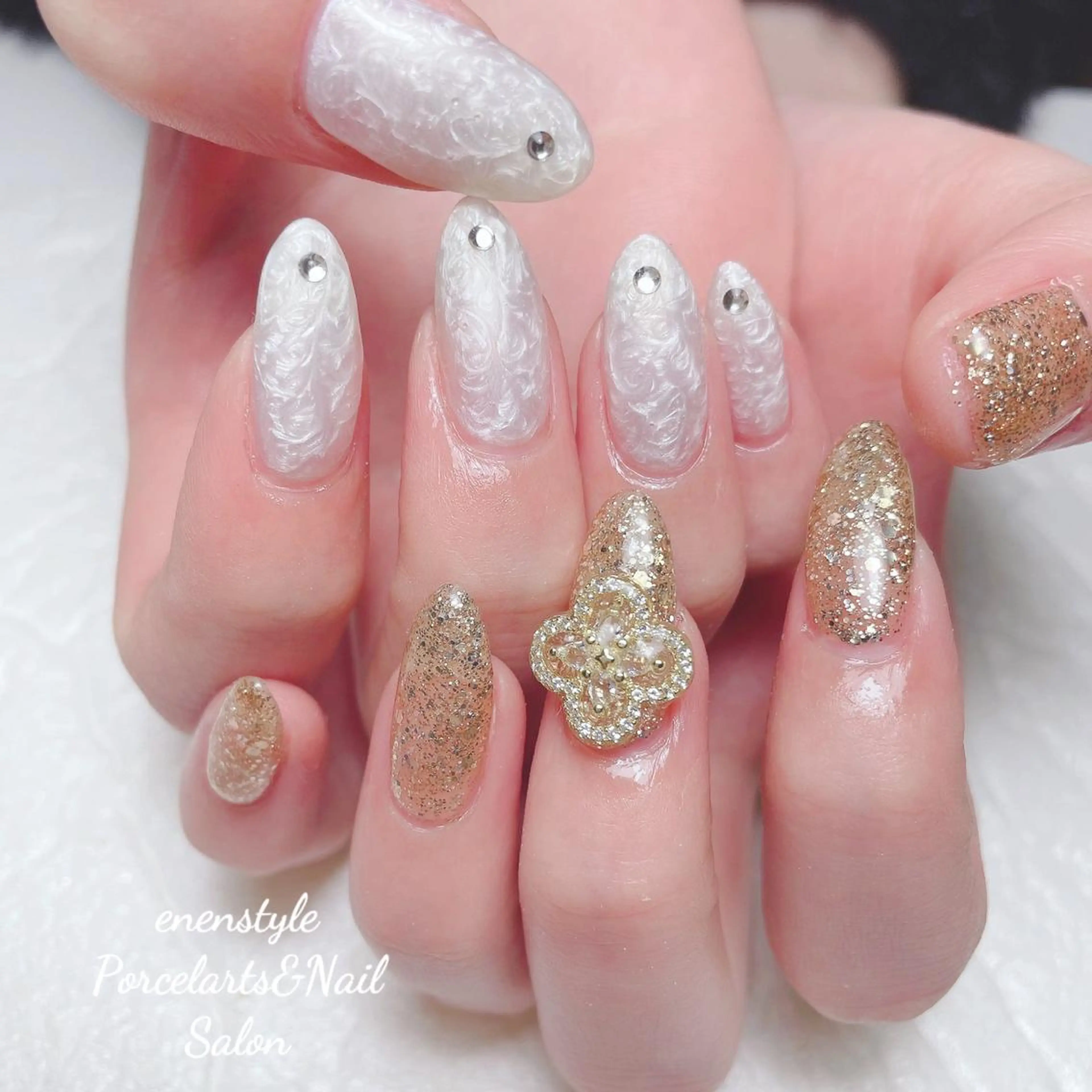 ミディアム ネイル 👑enen style👑のネイルデザイン