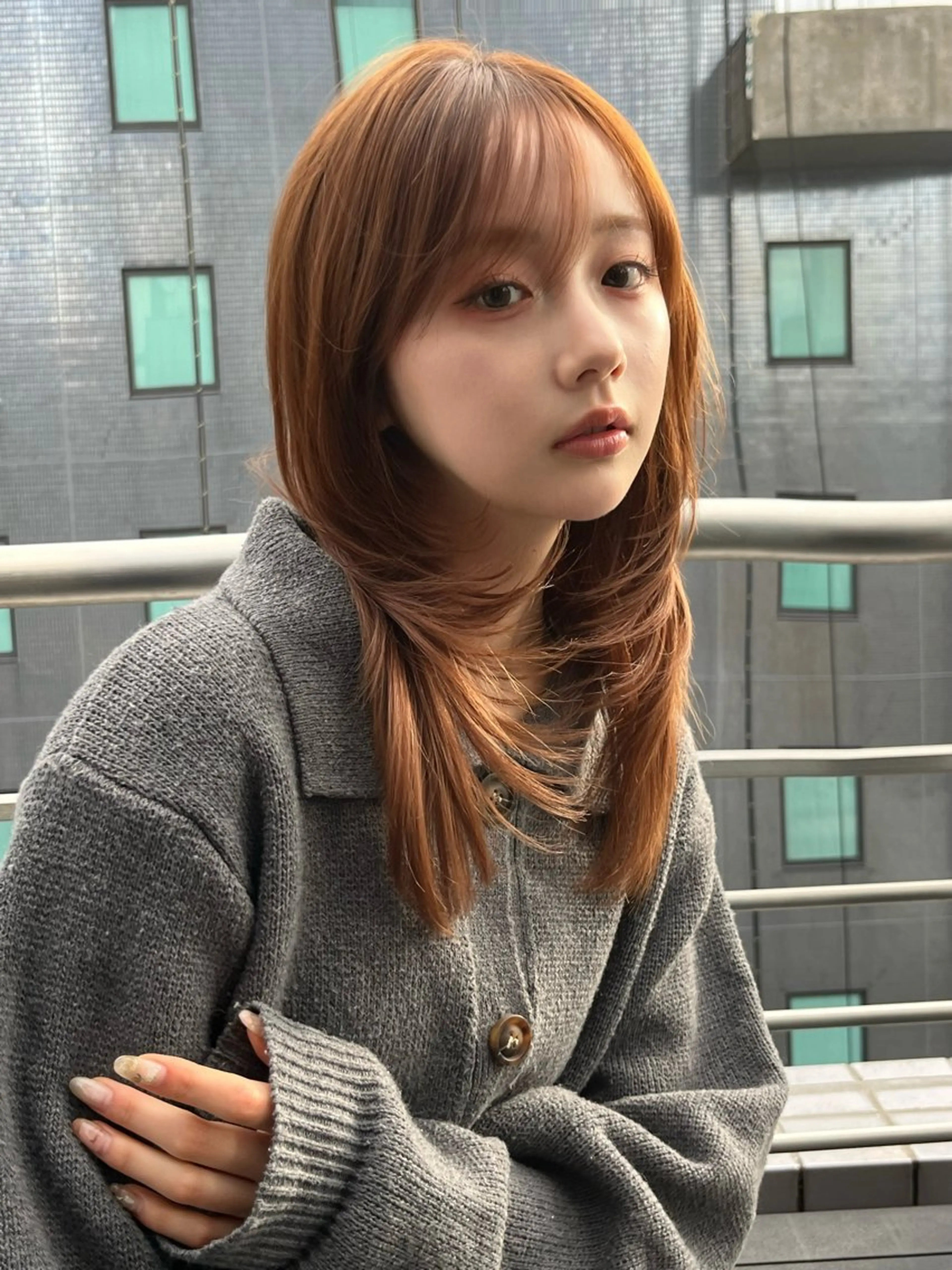 セミロング カラー ベージュカラー ブリーチ 透明感カラー グレージュ ブリーチなしカラー 透明感カラー✨🩵 韓国ヘアkanatoのヘアスタイル