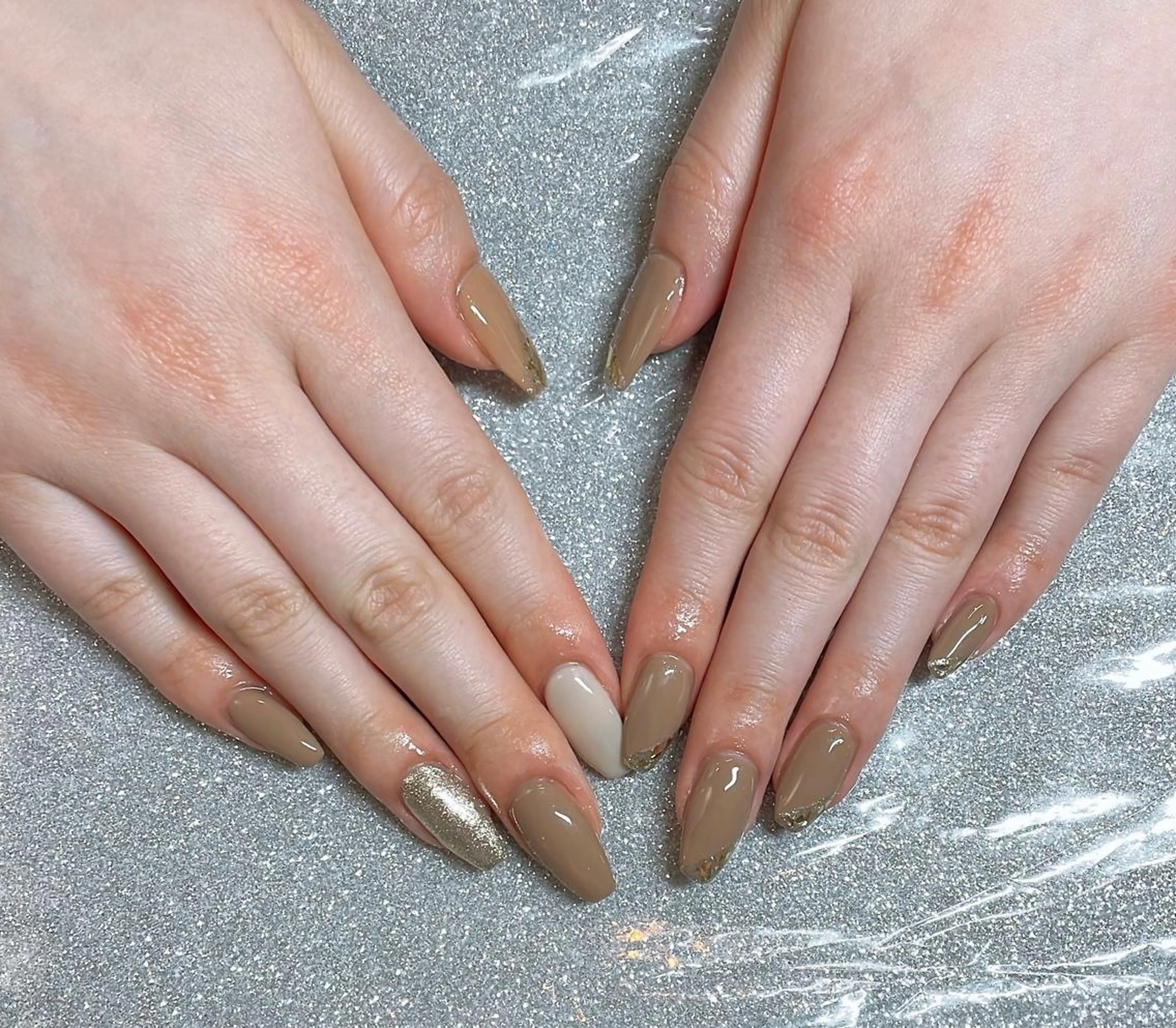 ネイル ハンドネイル VIERU 🌈🎀💖のネイルデザイン