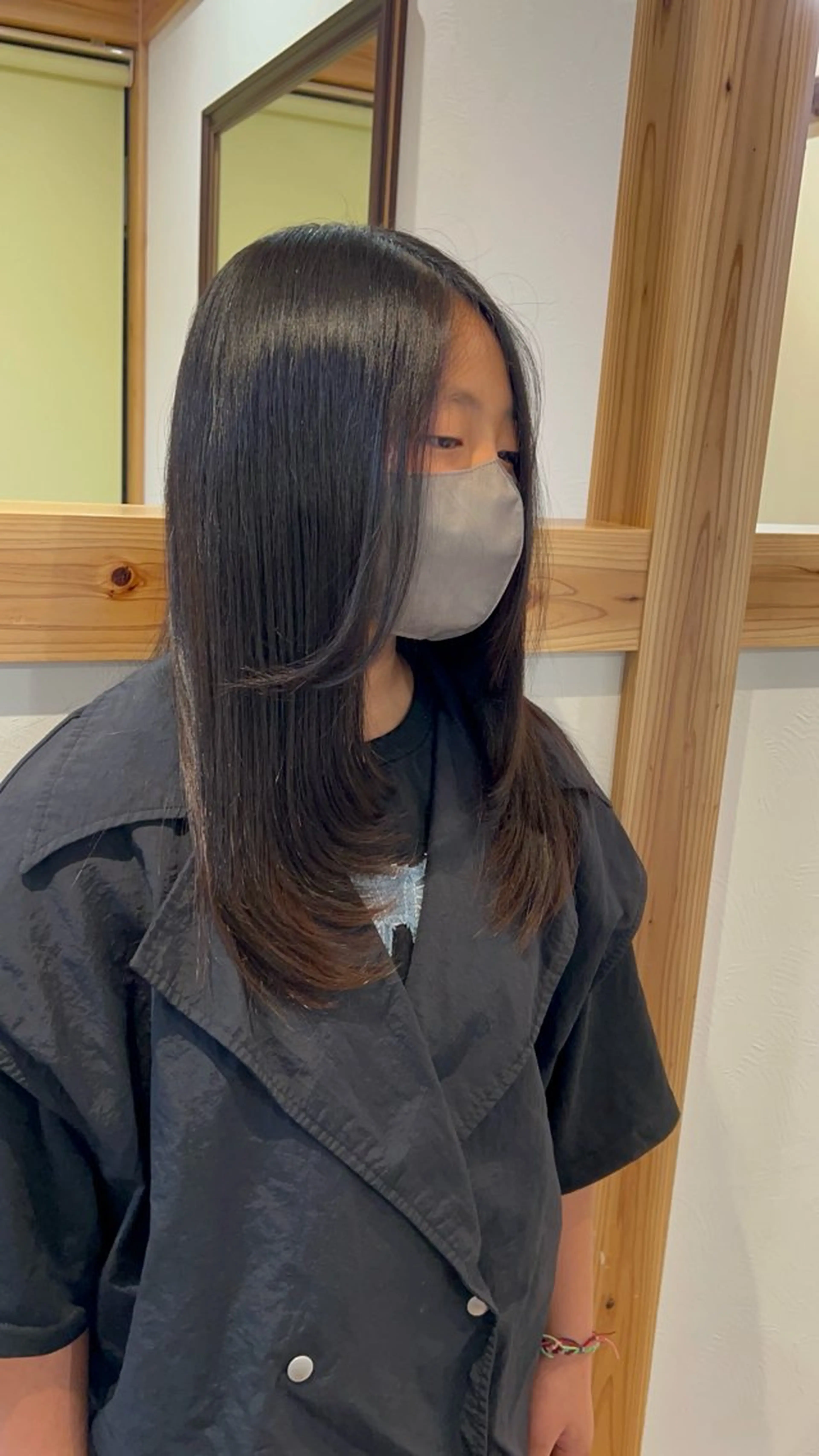 ロング レイヤーカット 畝原 陽真里のヘアスタイル