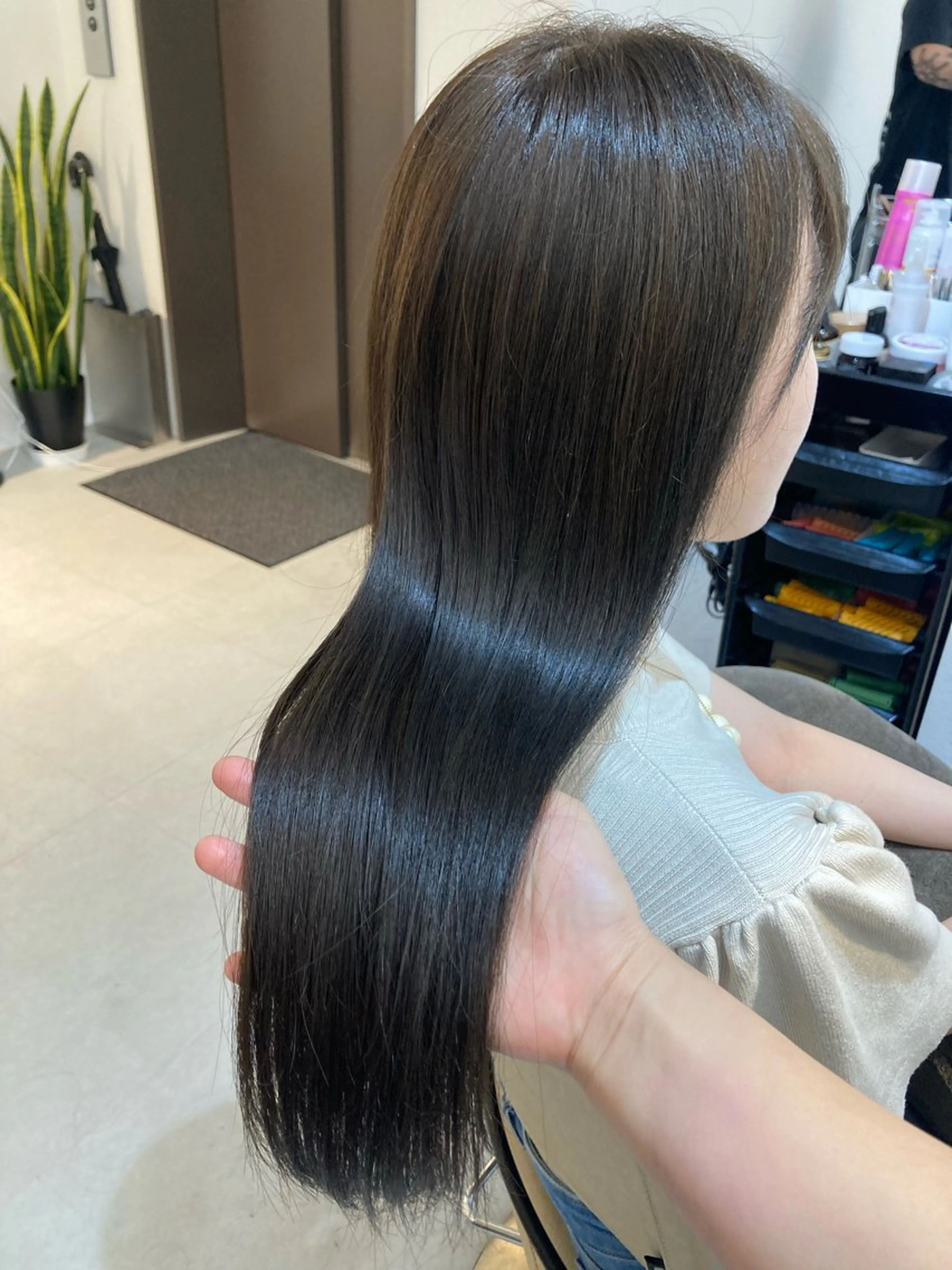 ロング カット ヘアカラー トリートメント ✨色持ちの良い艶 カラー✨蟹江真世のヘアスタイル