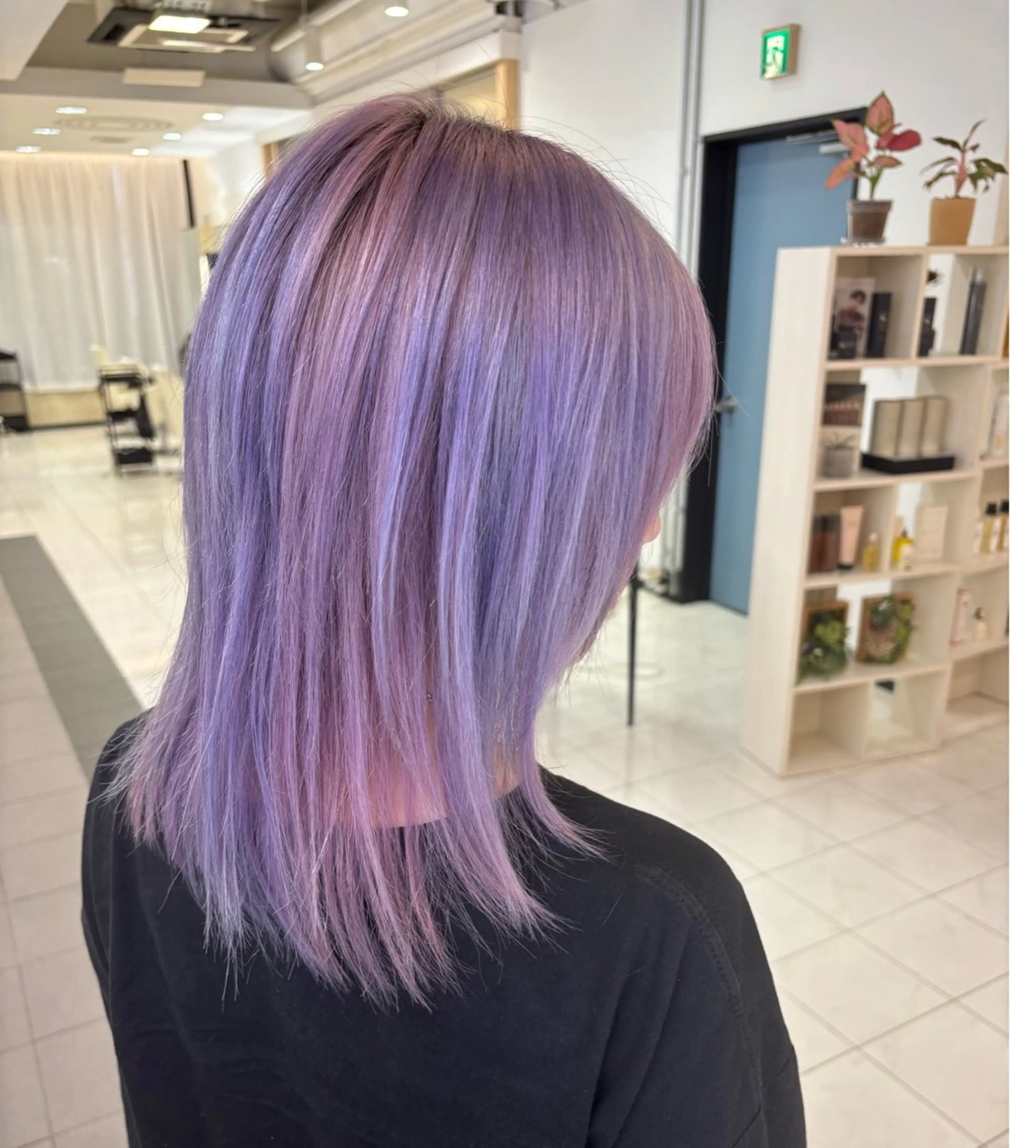 ミディアム カラー ブリーチ デザインカラー ピンクカラー パープルカラー Osawa Yutoのヘアスタイル