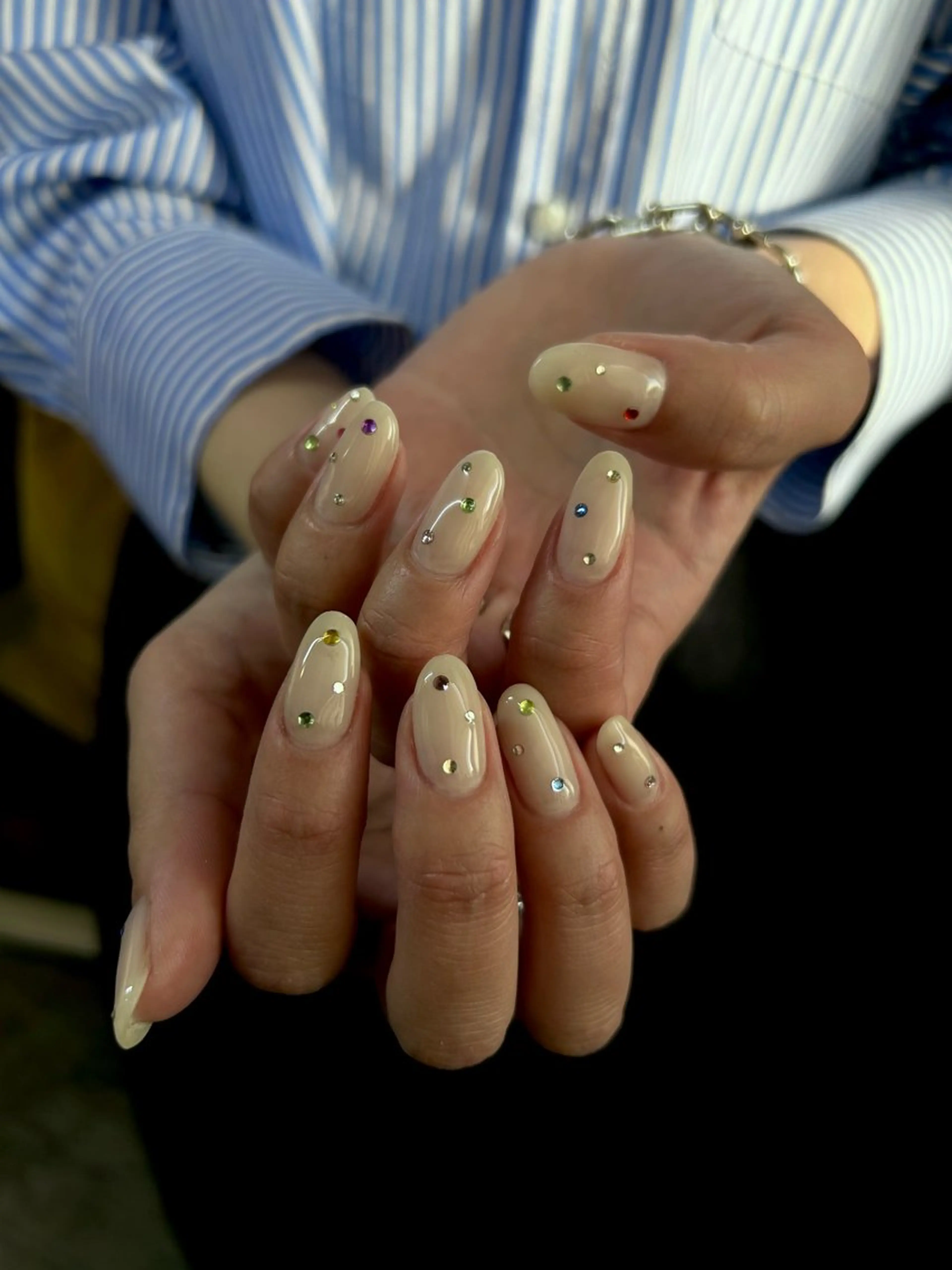 ネイル Yours. MICAのネイルデザイン