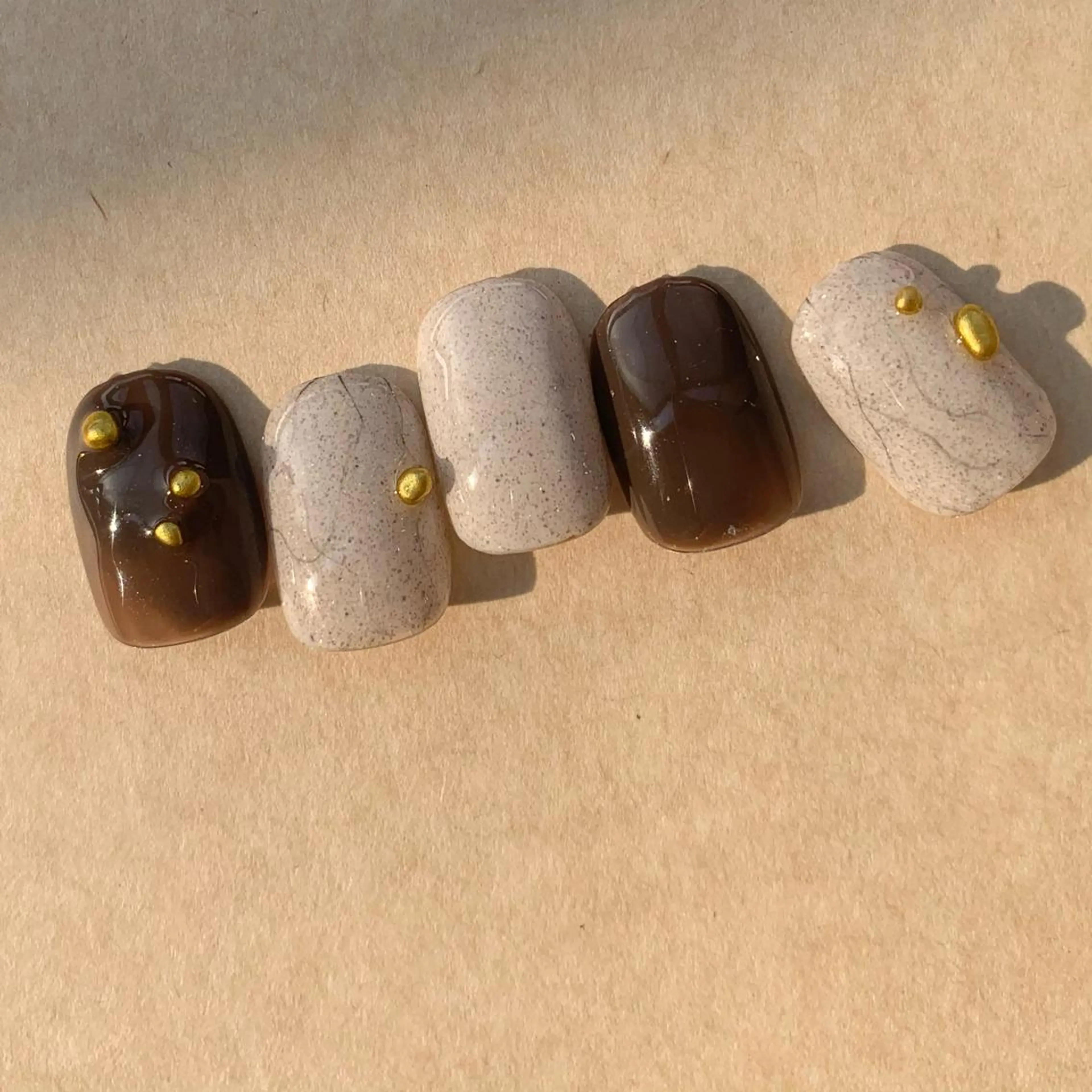 ネイル アートネイル オーロラネイル クリアネイル フットネイル フレンチネイル ハンドネイル アトリエ １０３のネイルデザイン