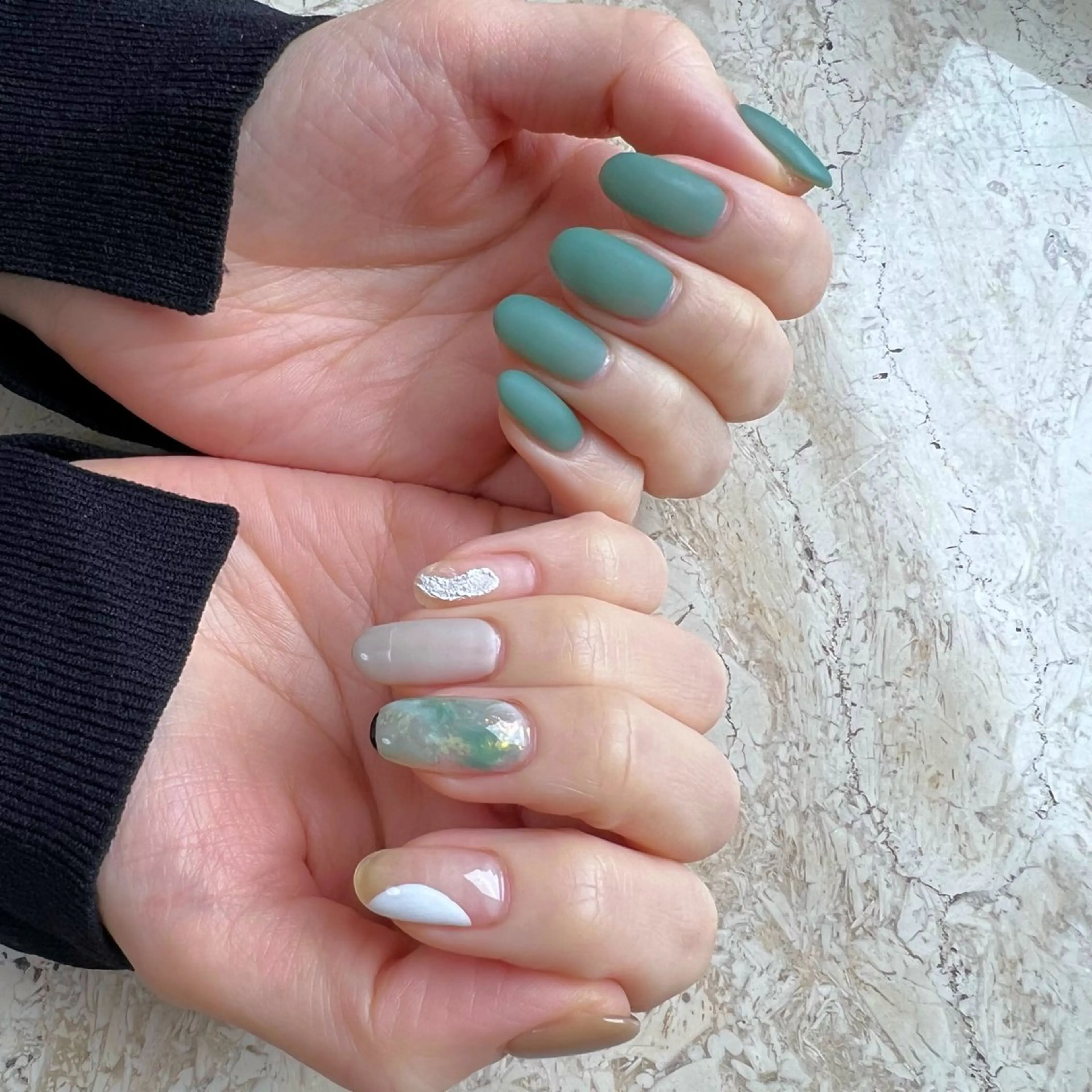 ネイル ハンドネイル フットネイル nail salon mieux(ミュー)のマツエク・マツパデザイン